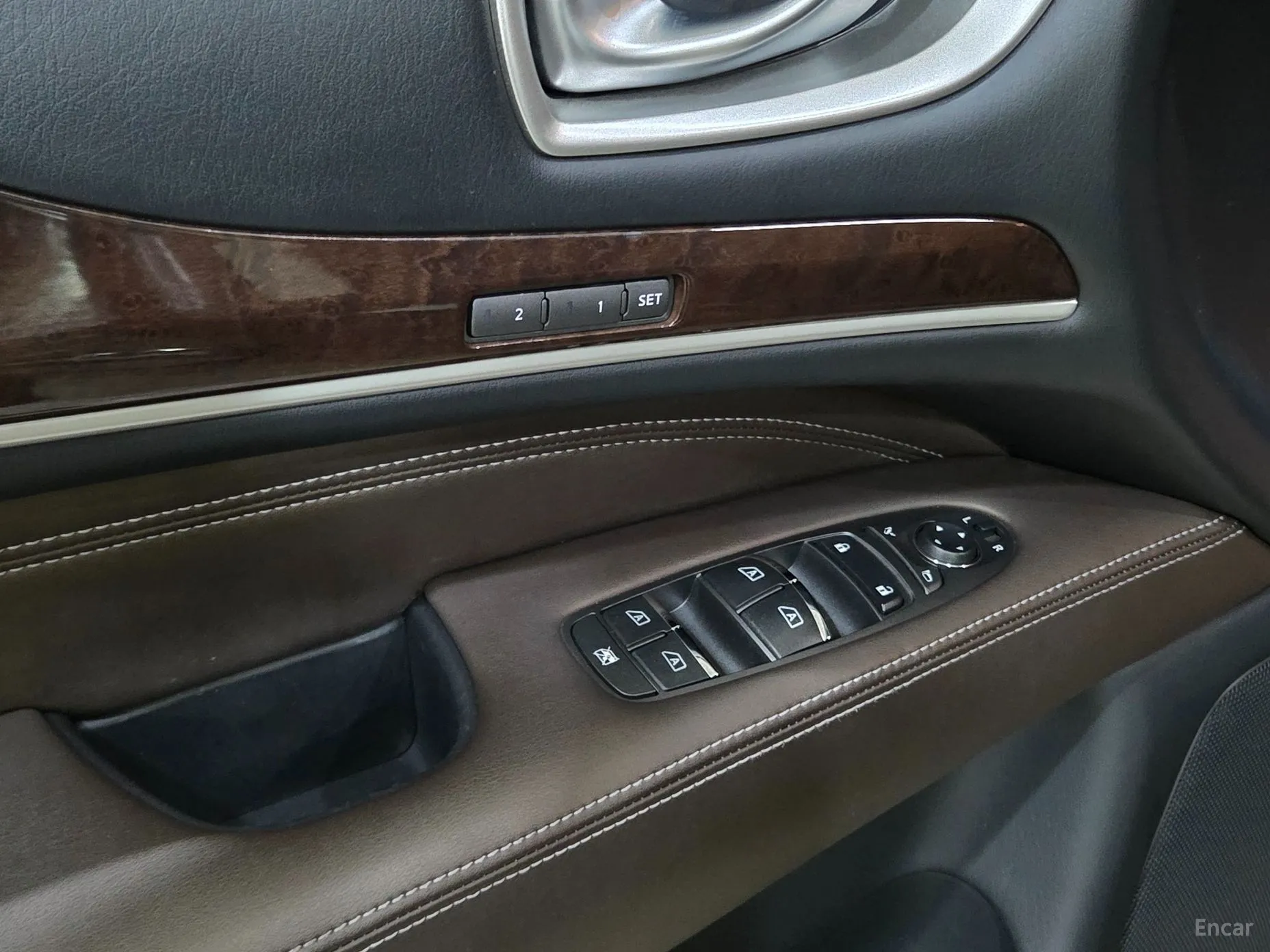 Infiniti QX60 превью 16