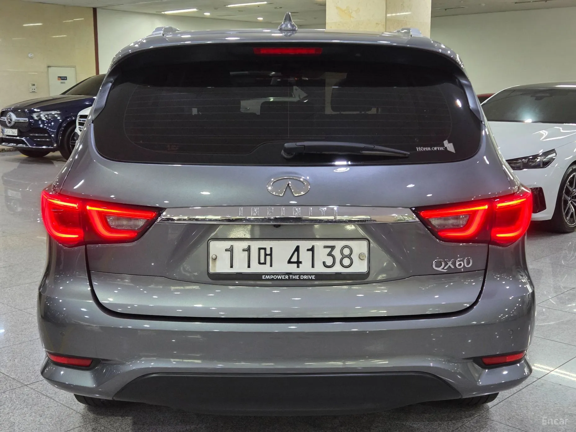 Infiniti QX60 превью 4