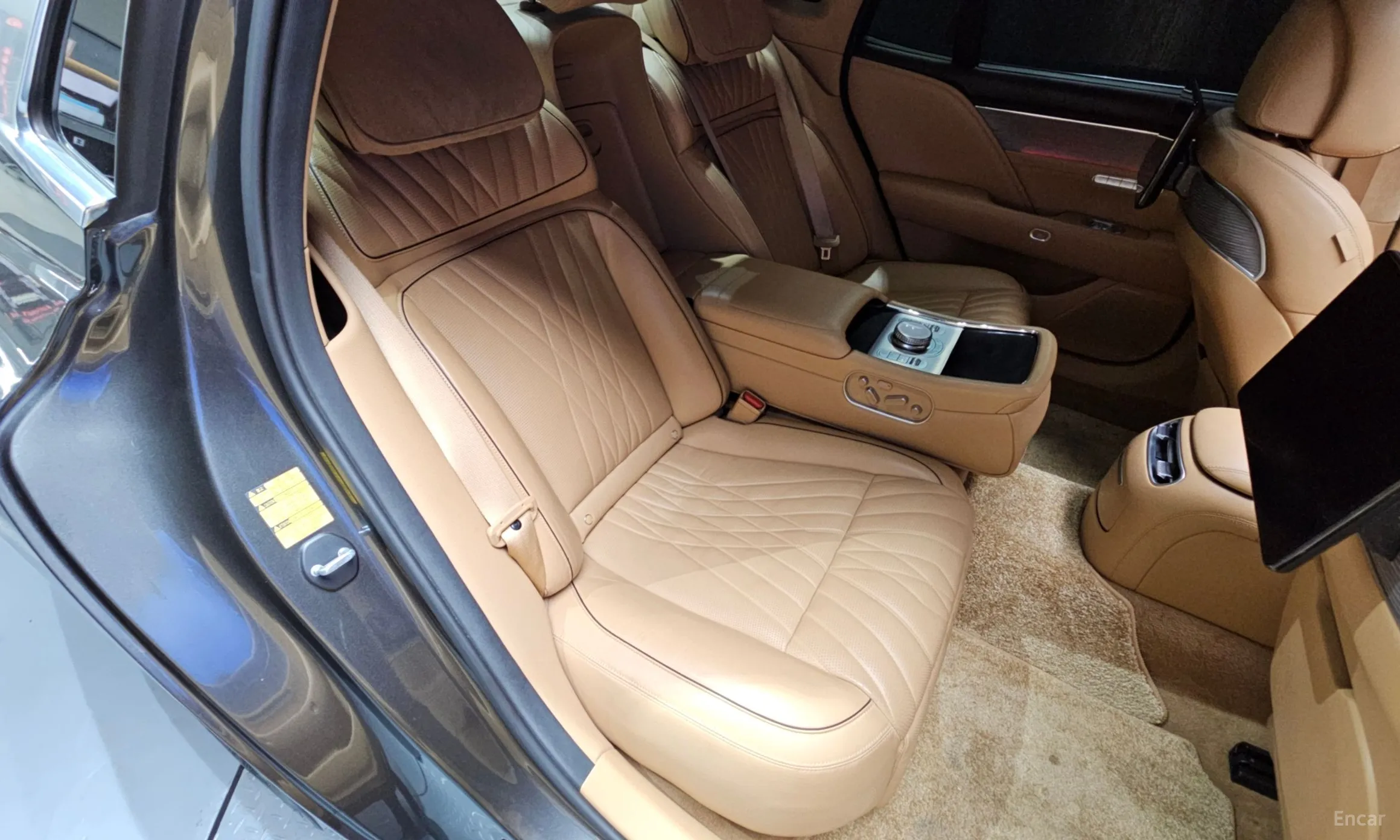 Genesis G90 (RS4) превью 11