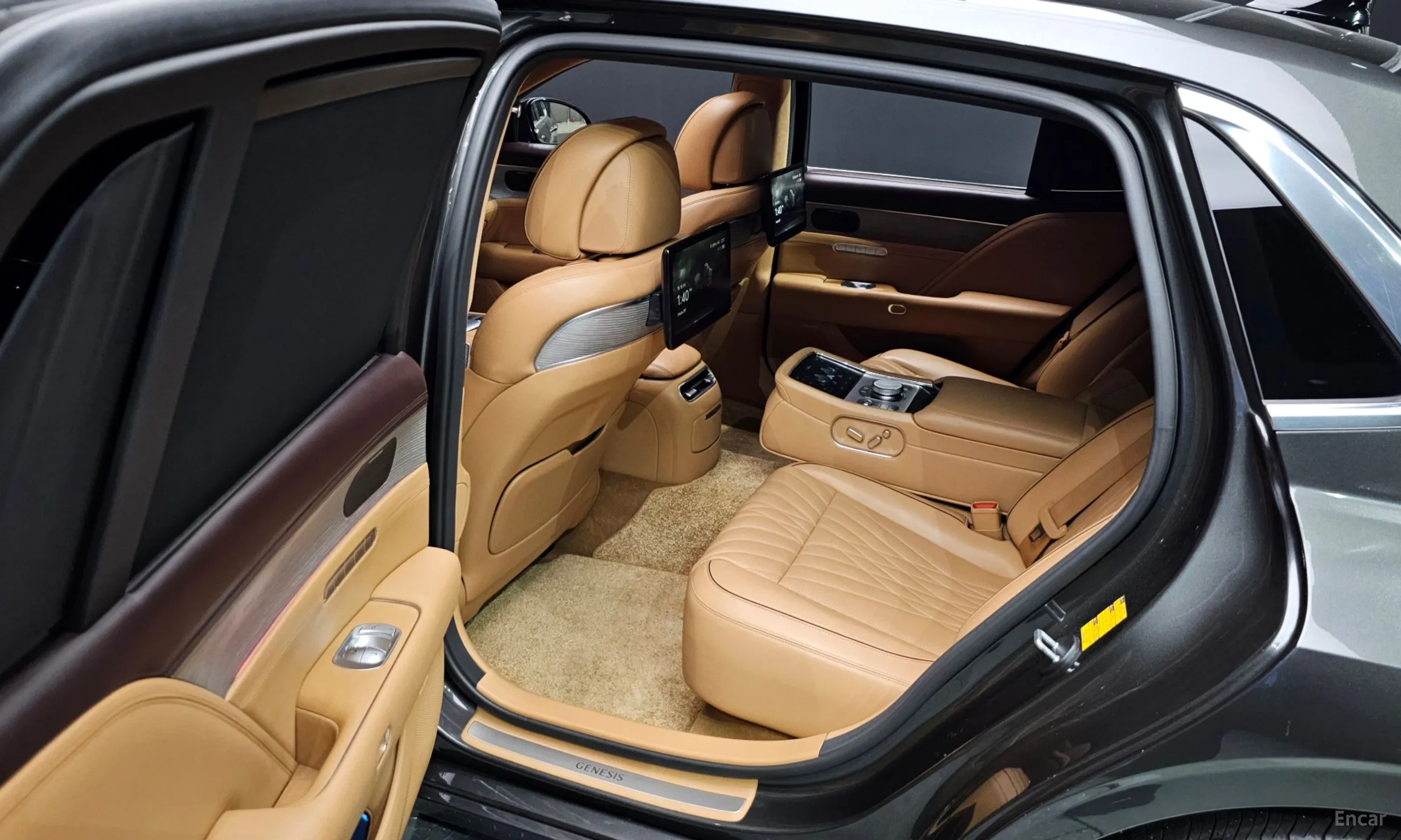 Genesis G90 (RS4) превью 18