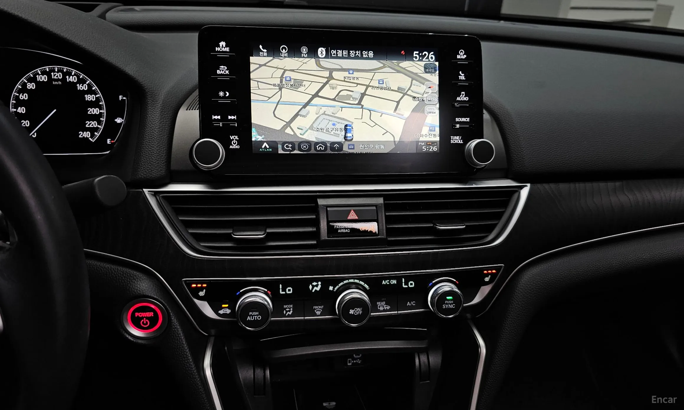 Honda Accord 10th Generation превью 13