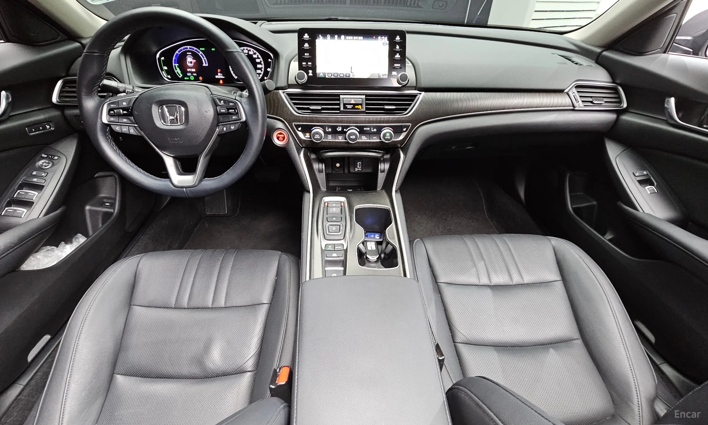 Honda Accord 10th Generation превью 7