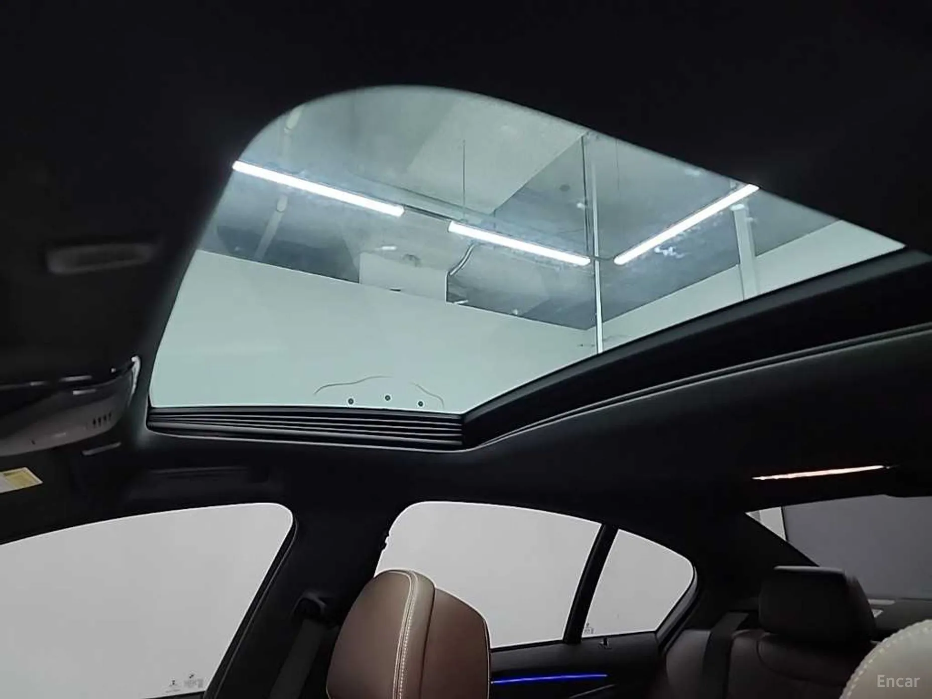 BMW 5 Series (G30) превью 14