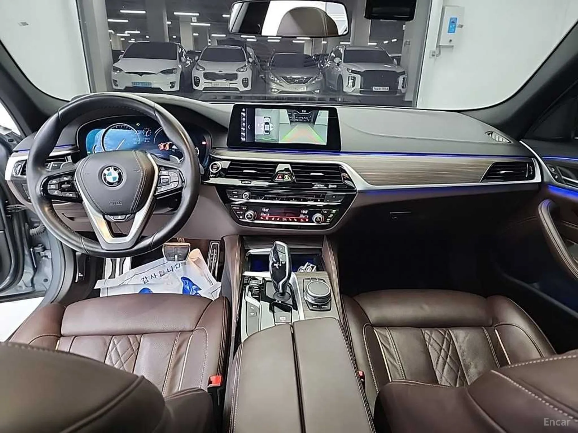 BMW 5 Series (G30) превью 7