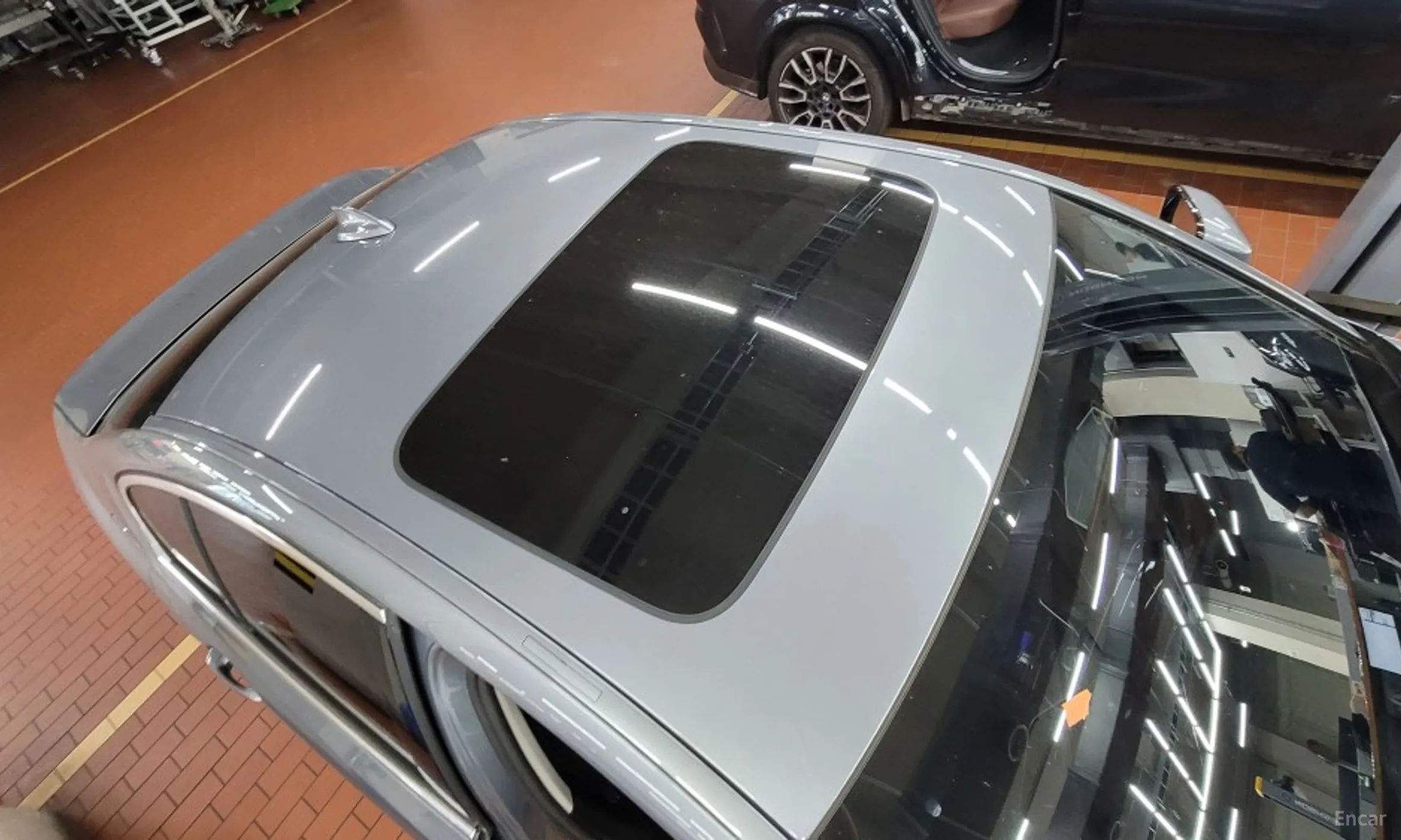 BMW 5 Series (G30) превью 13