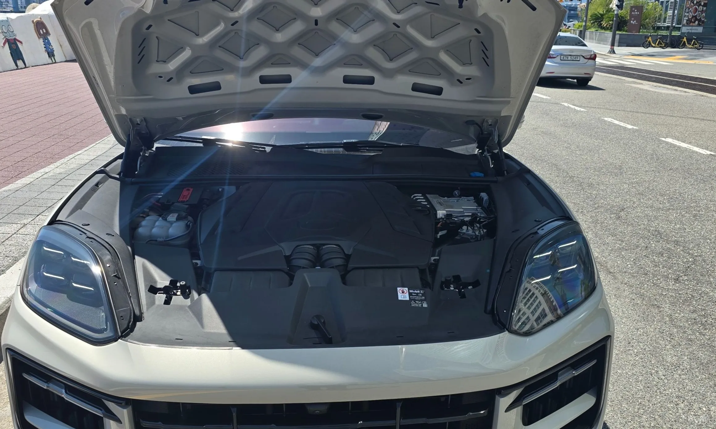 Porsche Cayenne (PO536) превью 10