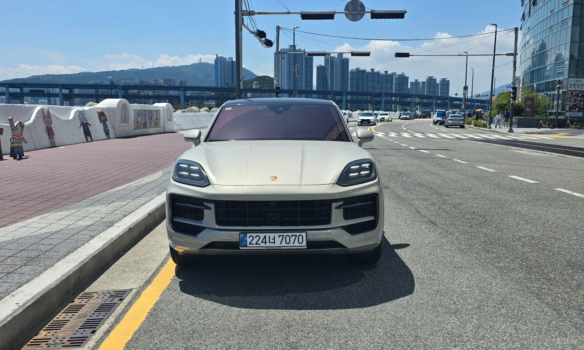 Porsche Cayenne (PO536) превью 3