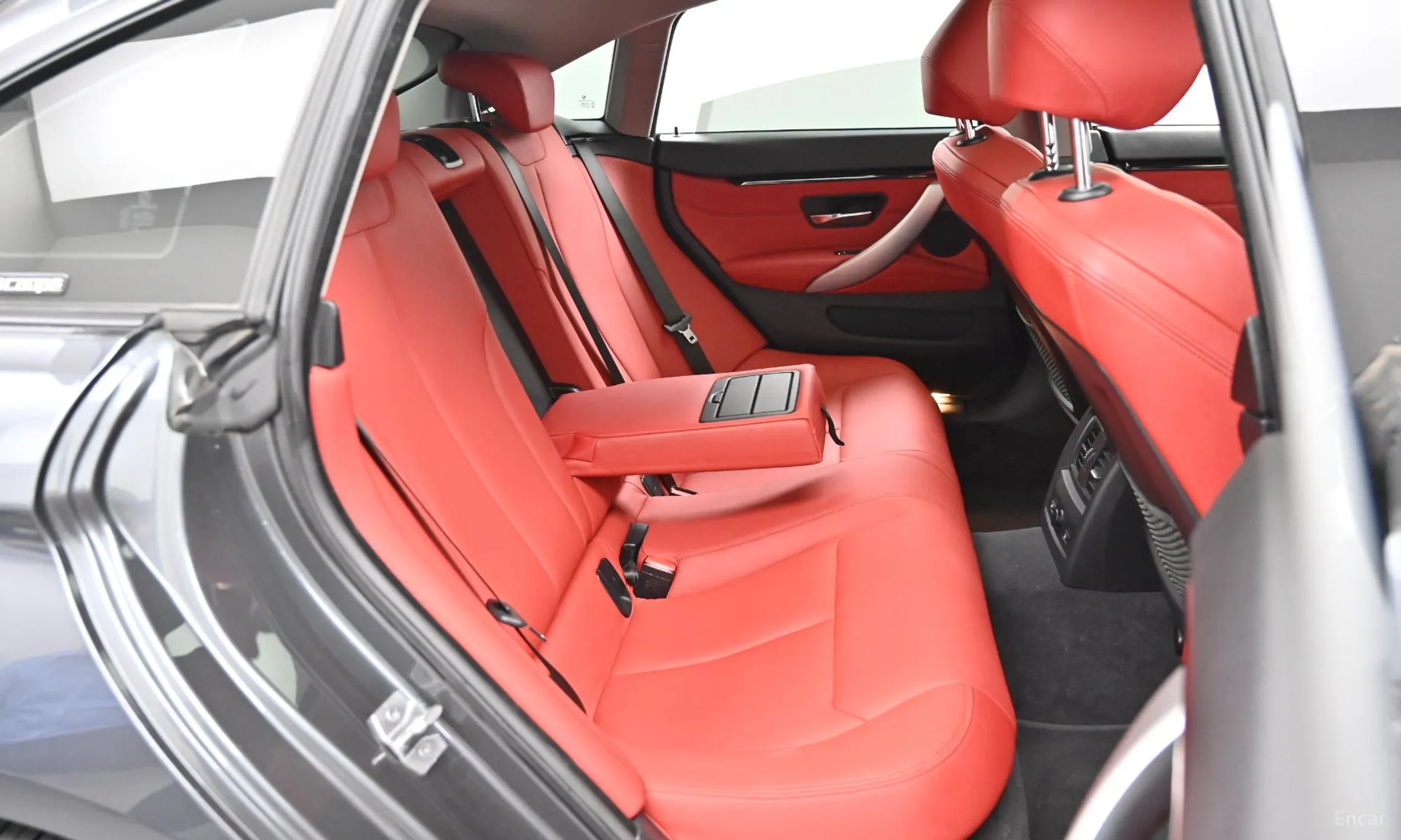 BMW Series 4 (F32) превью 12