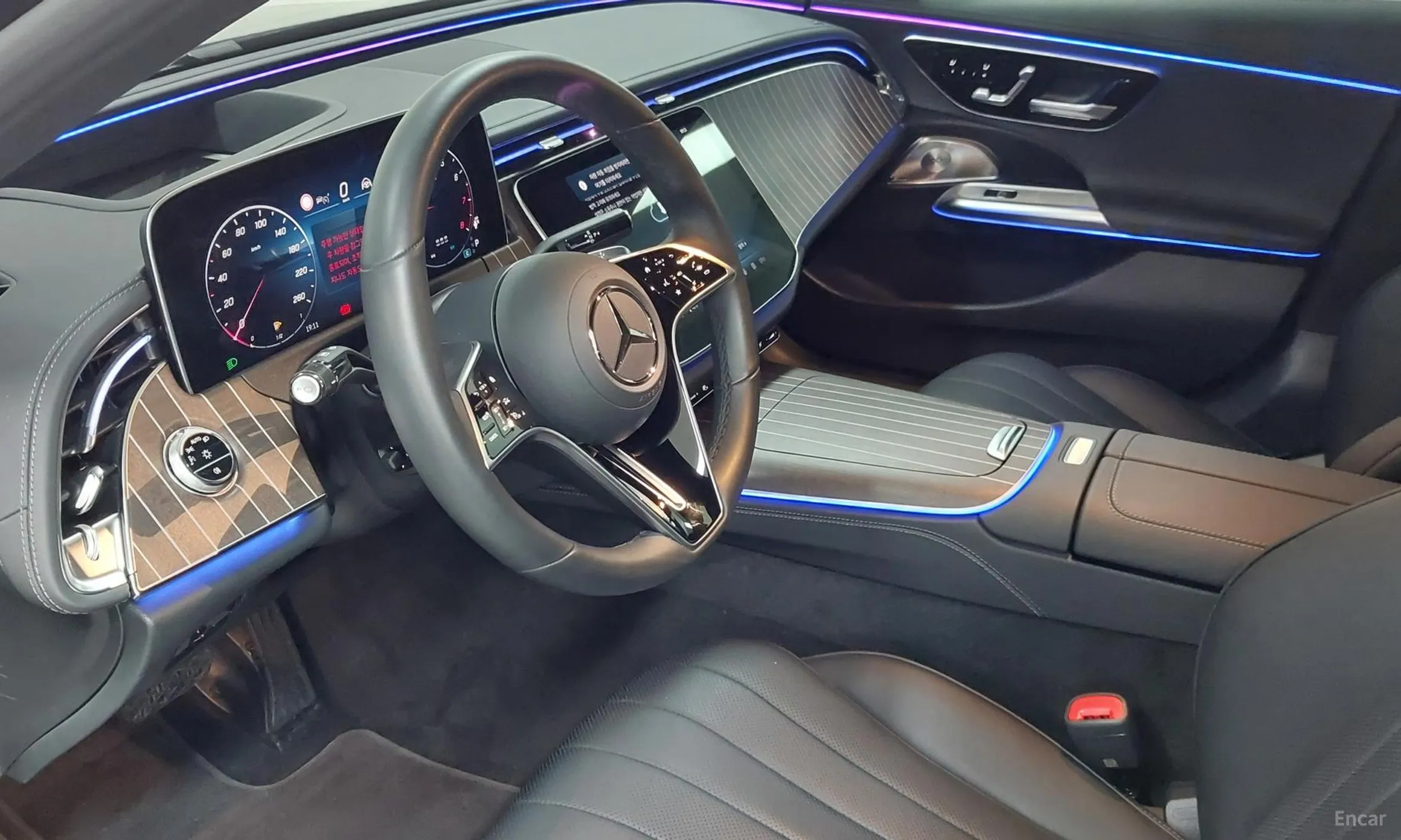 Mercedes Benz E-Class W214 превью 14