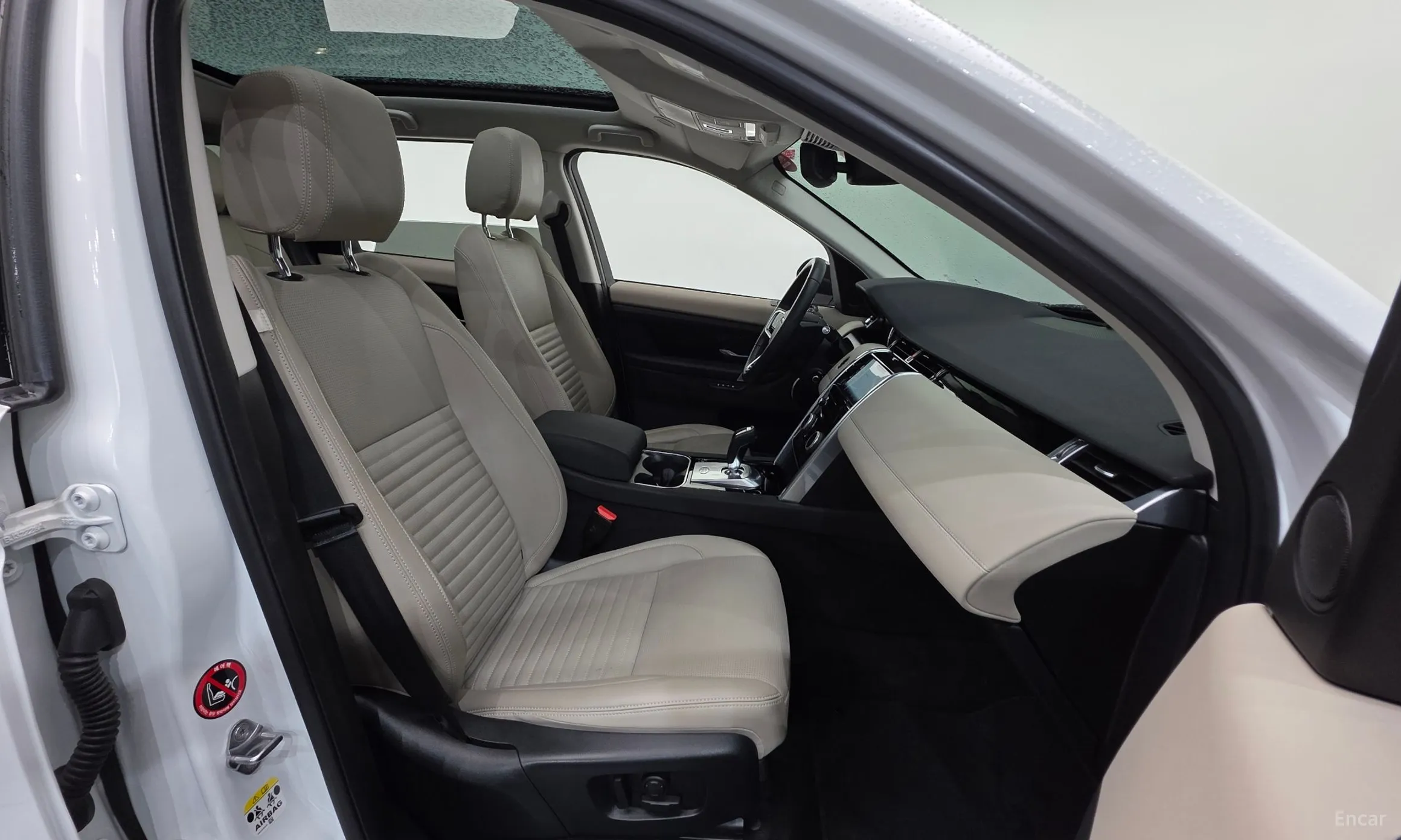 Land Rover Discovery Sports превью 10