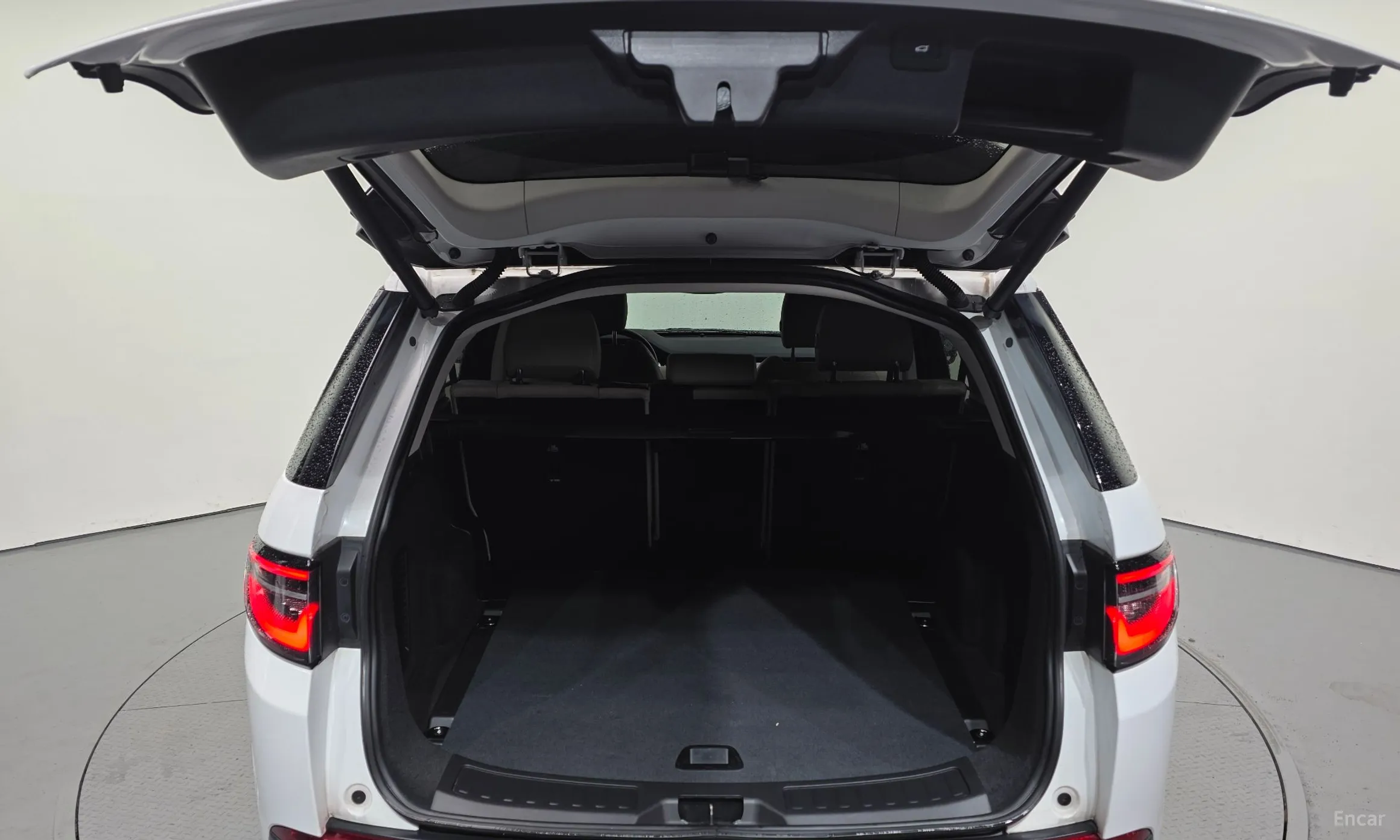 Land Rover Discovery Sports превью 20