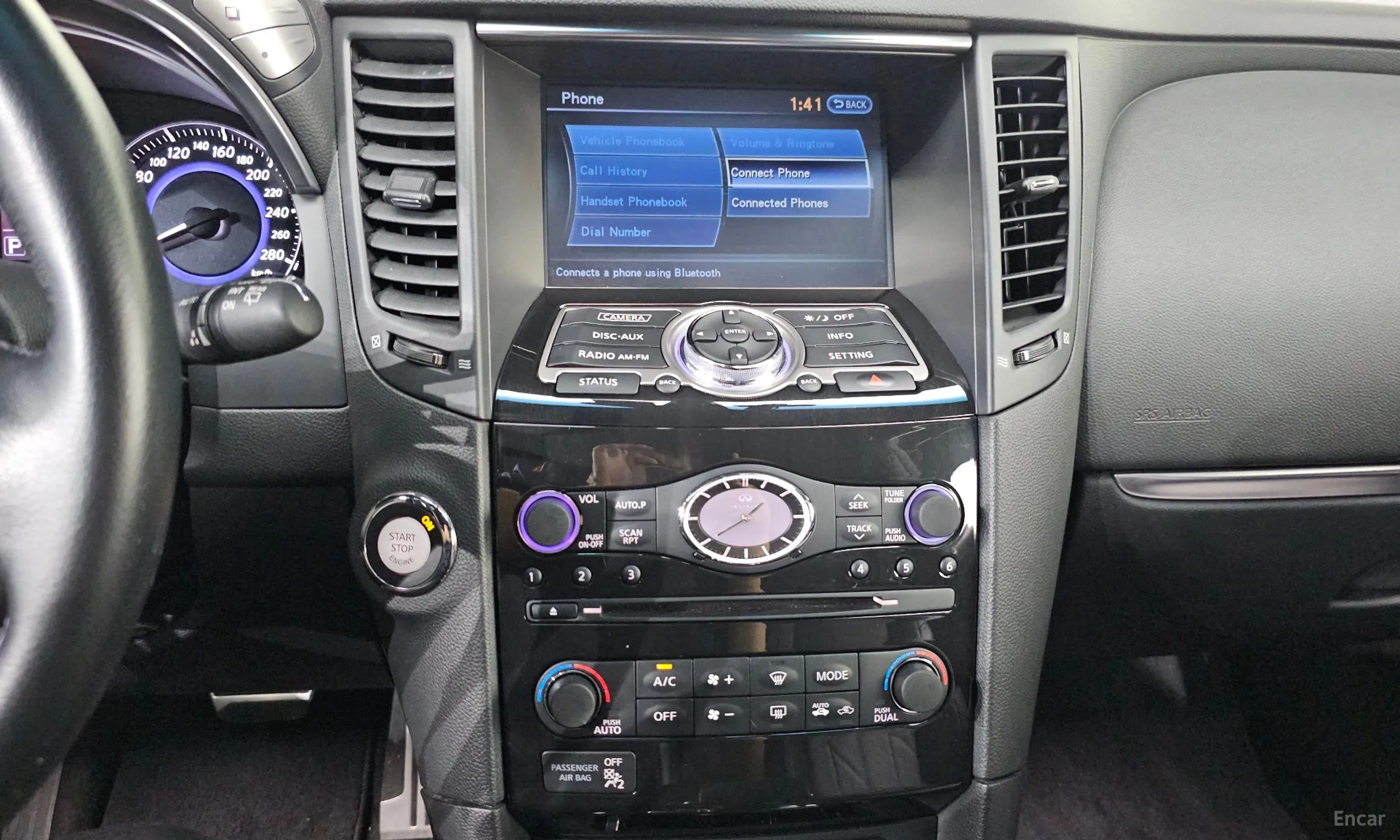Infiniti QX70 превью 16