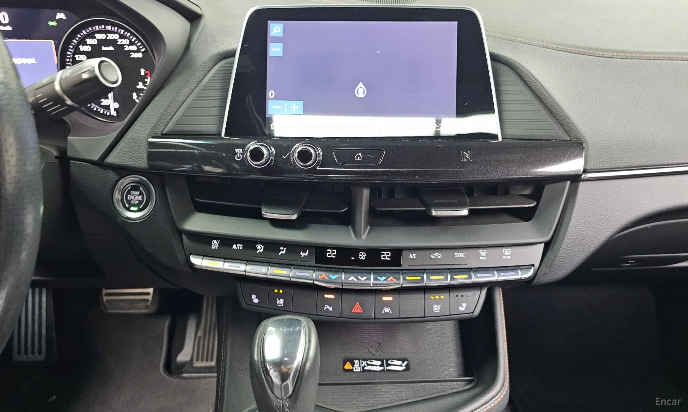 Cadillac CT4 превью 12
