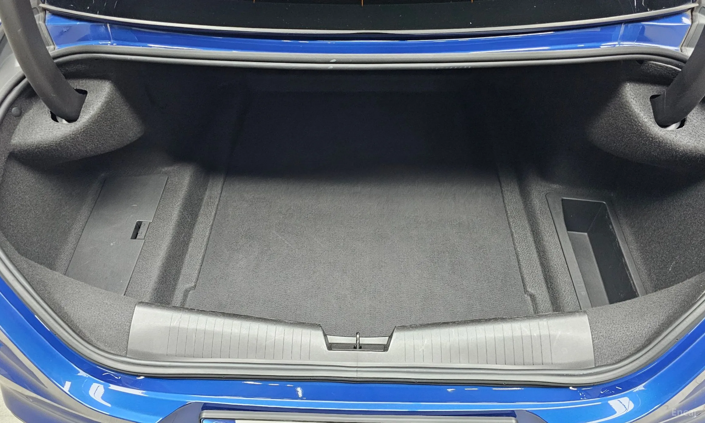 Cadillac CT4 превью 20