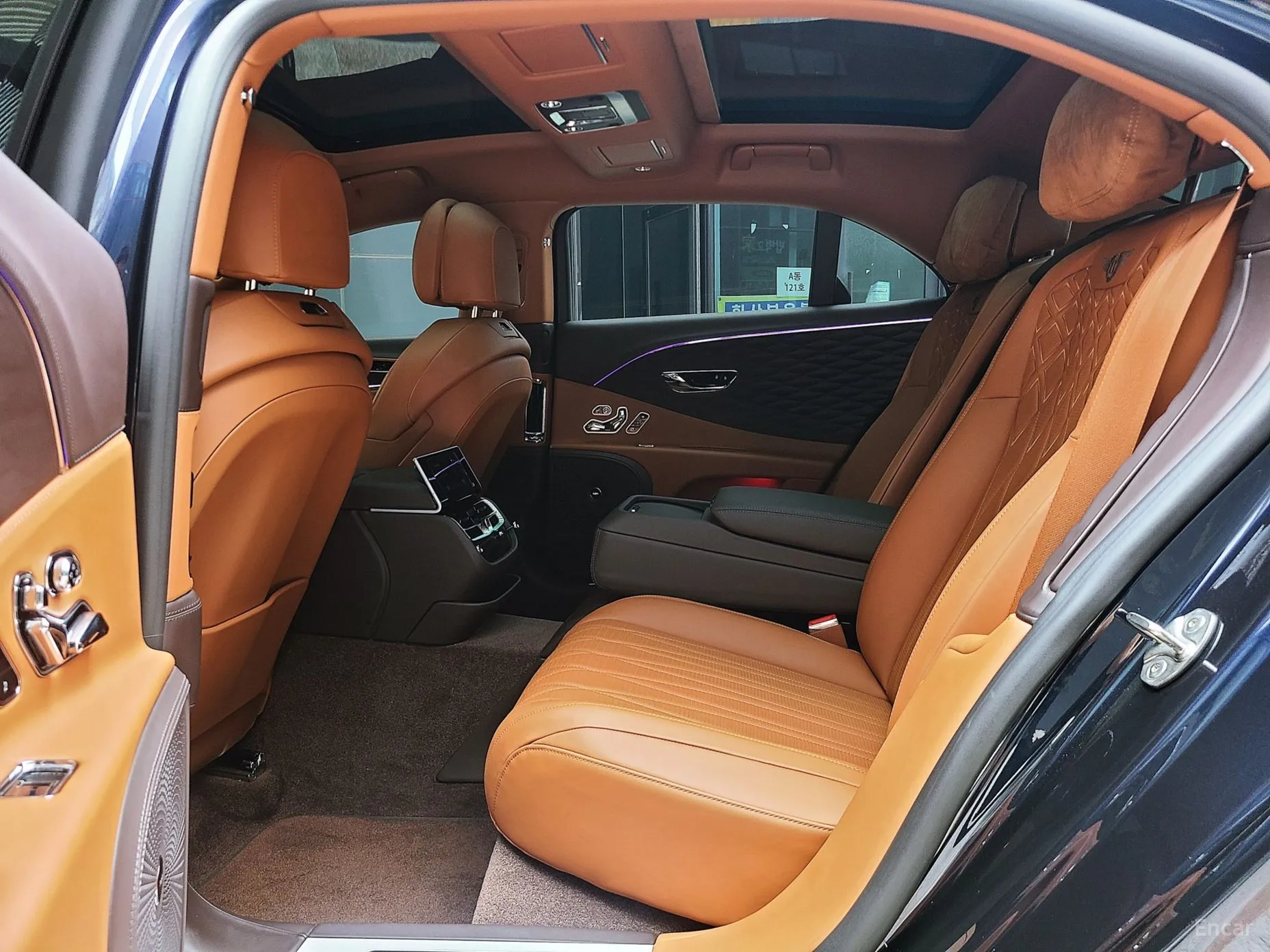 Bentley Flying Spur 3rd Generation превью 16