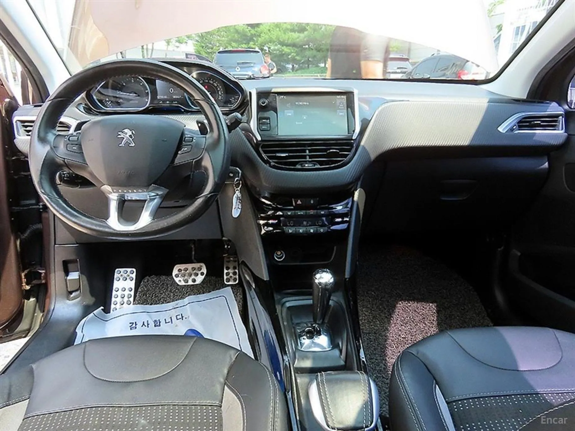 Peugeot 2008. превью 7