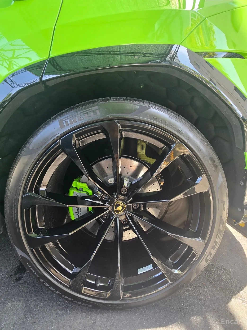 Lamborghini Urus превью 5