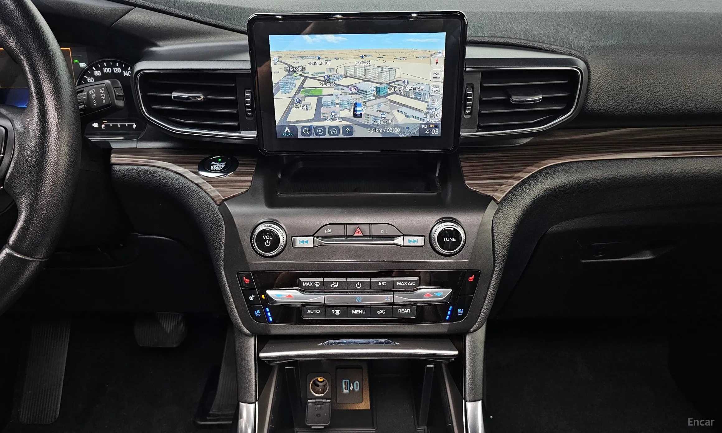 Ford Explorer 6th Generation превью 12
