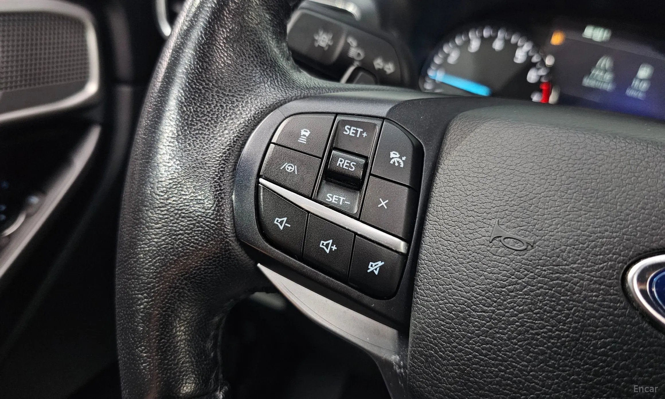 Ford Explorer 6th Generation превью 16