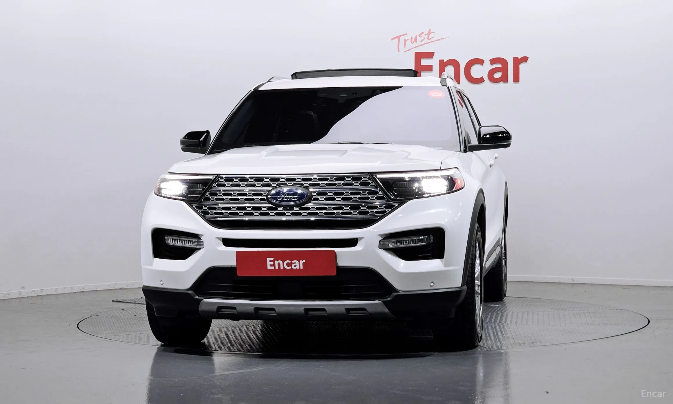 Ford Explorer 6th Generation превью 3