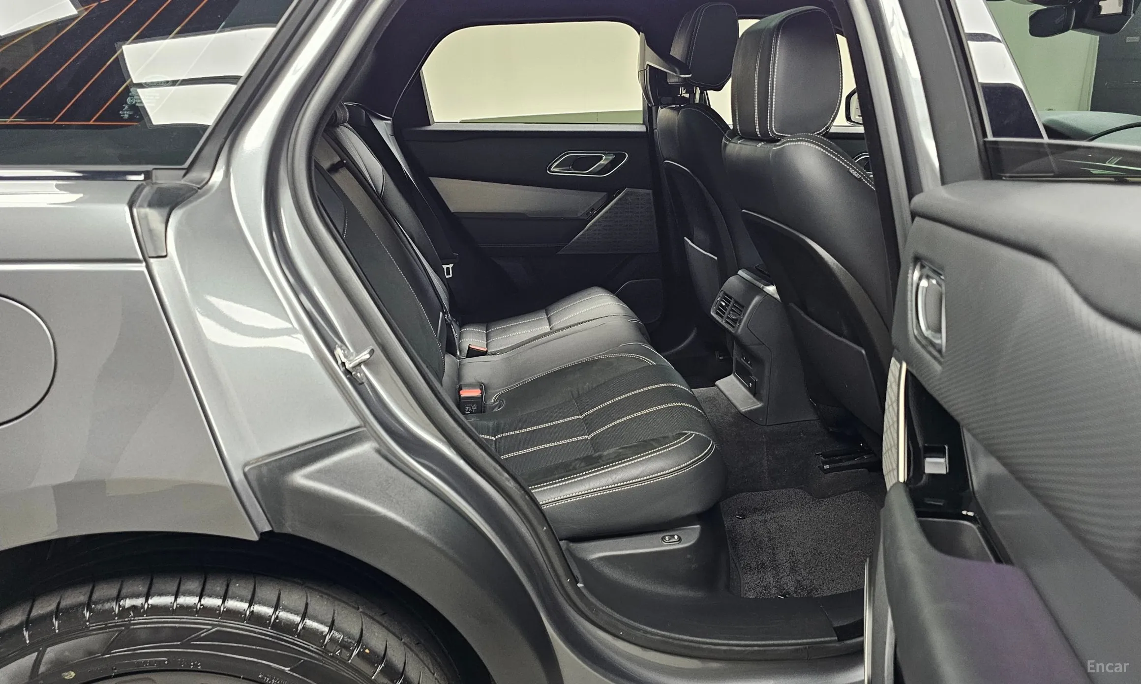 Land Rover Range Rover Bella превью 11