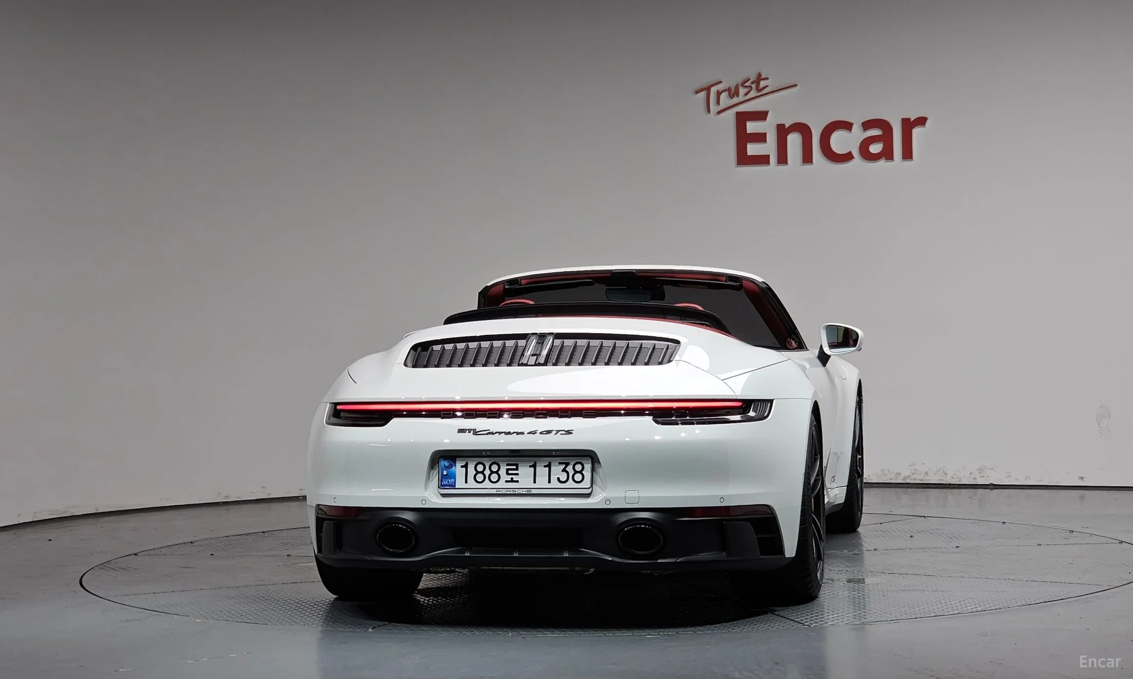 Porsche 911 (992) превью 4