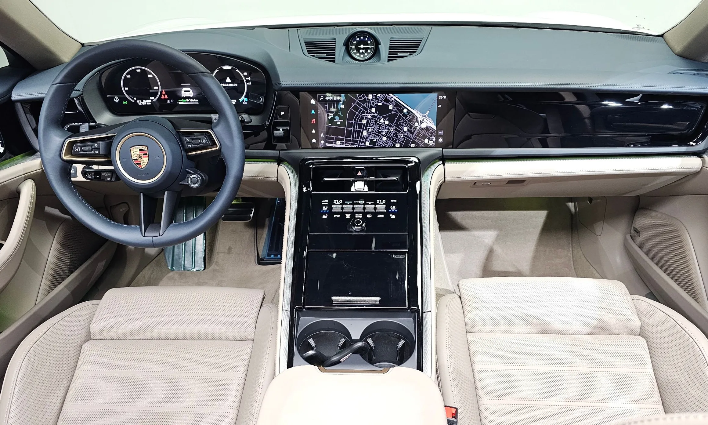 Porsche Panamera (976) превью 7