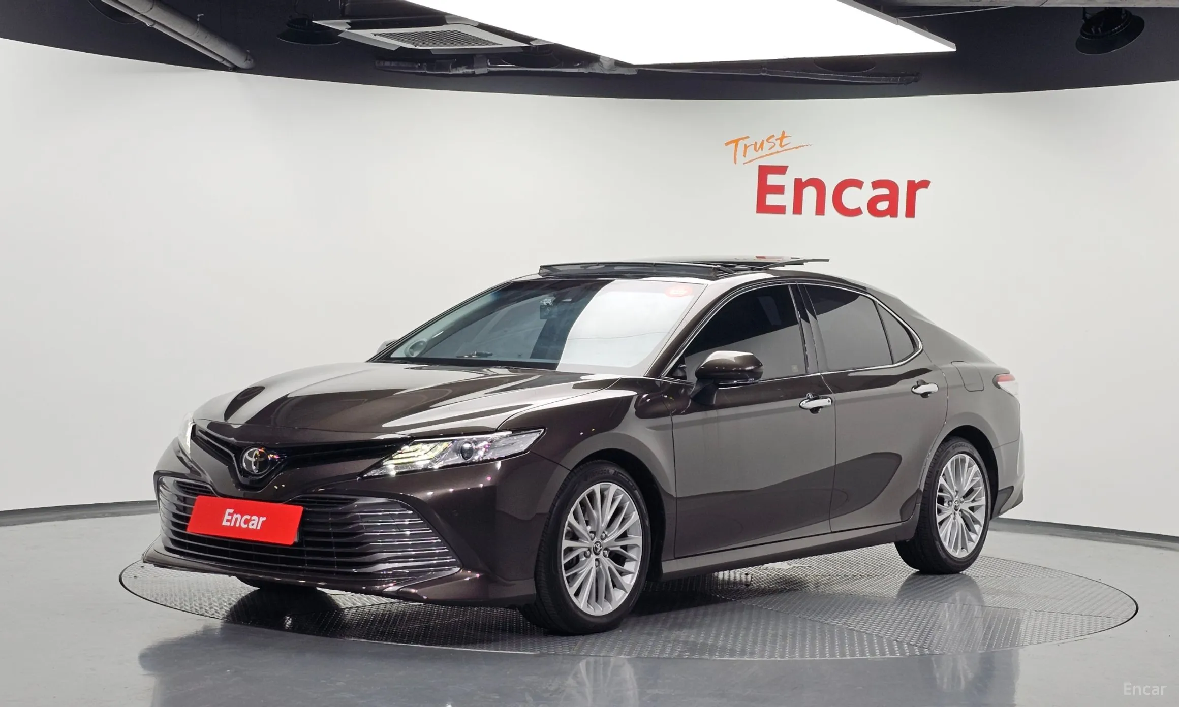 Toyota Camry (XV70)
