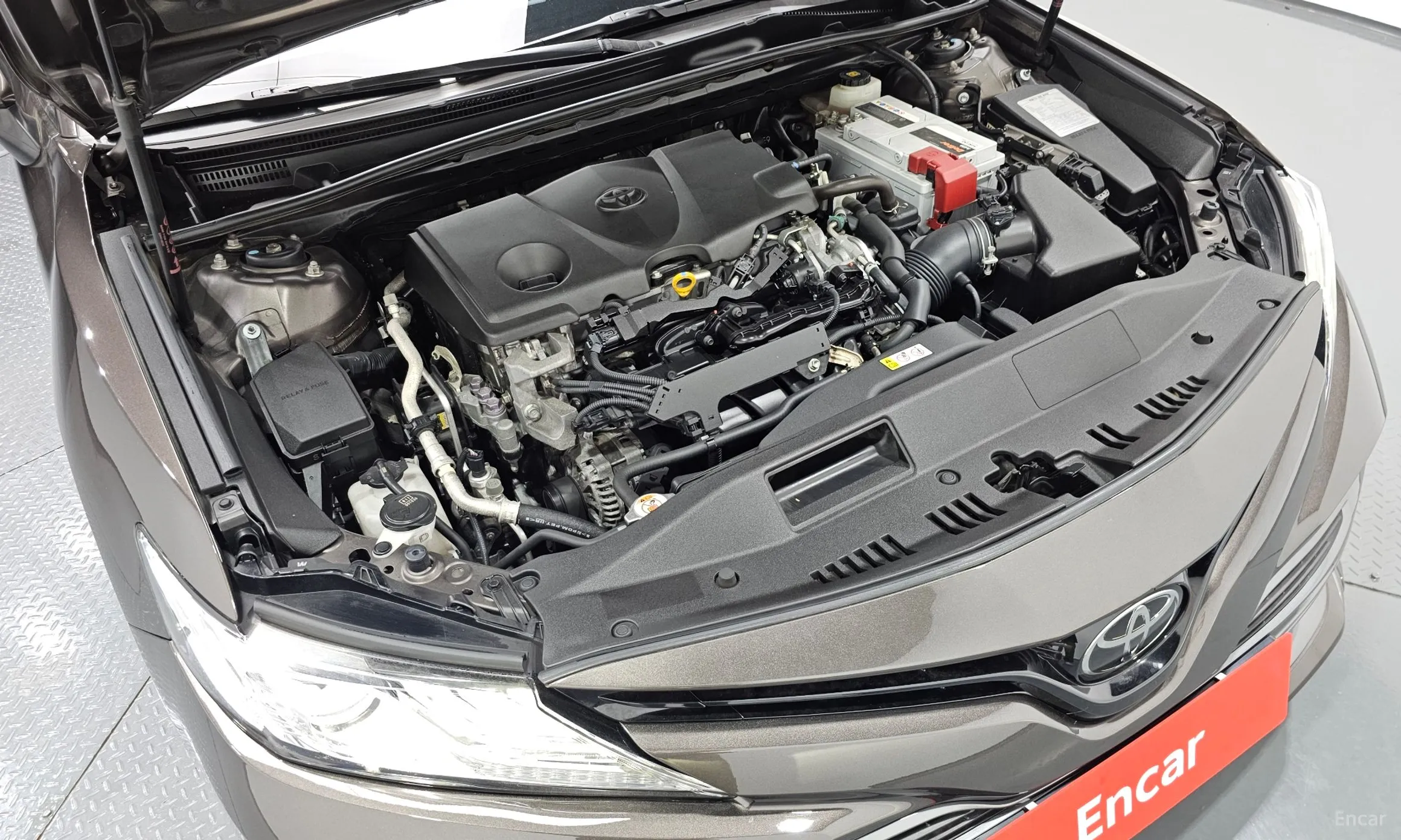 Toyota Camry (XV70) превью 6