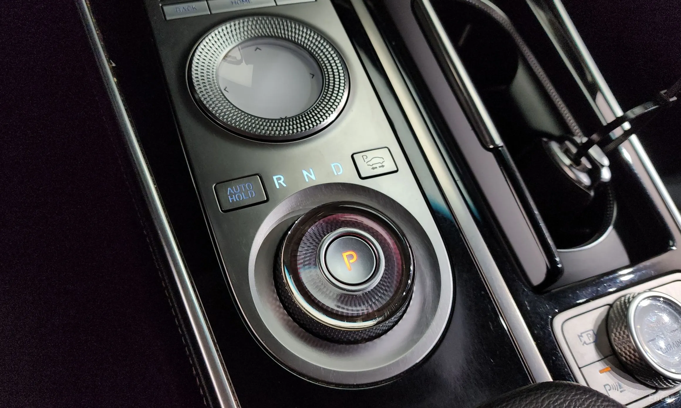 Genesis GV80 превью 9