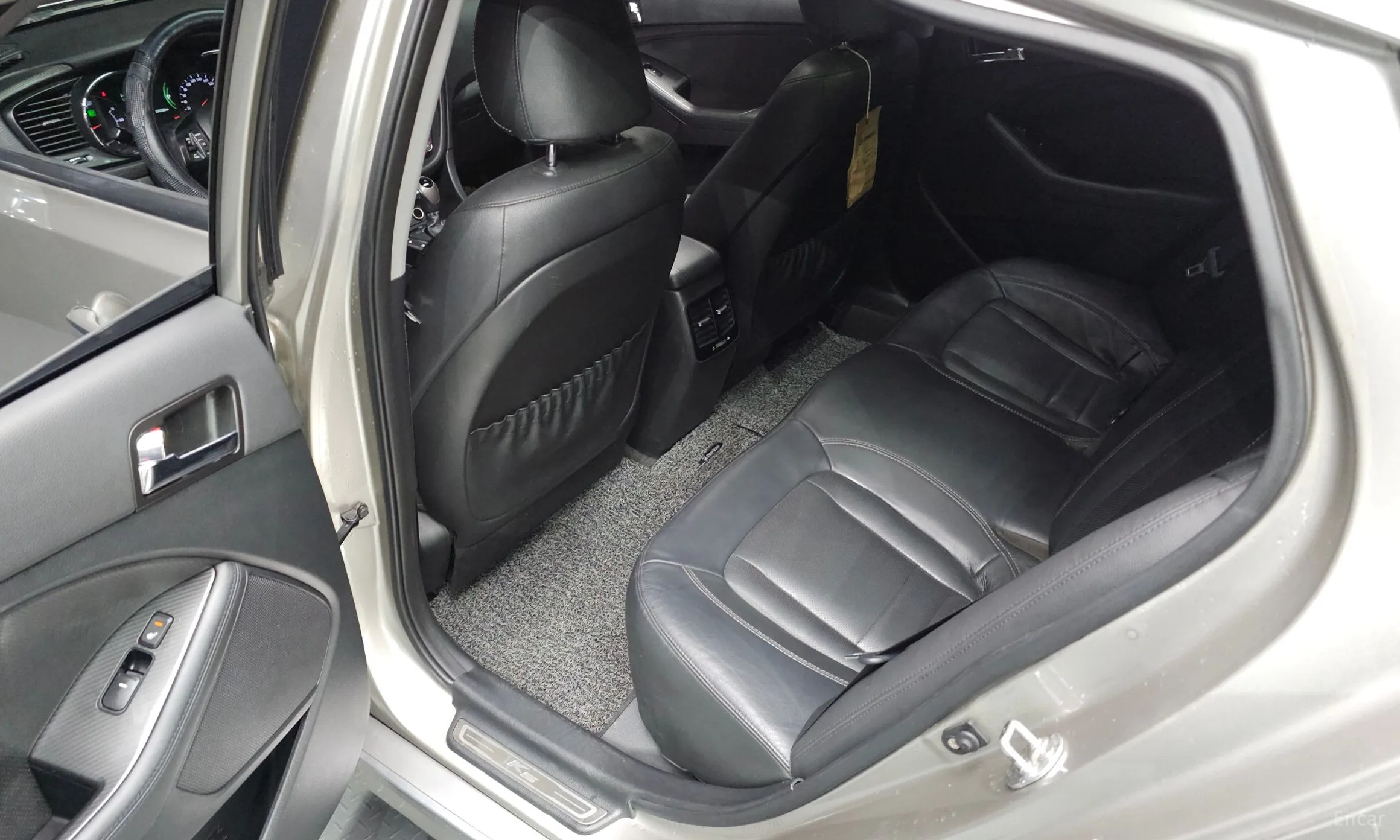 Kia K5 Hybrid превью 11