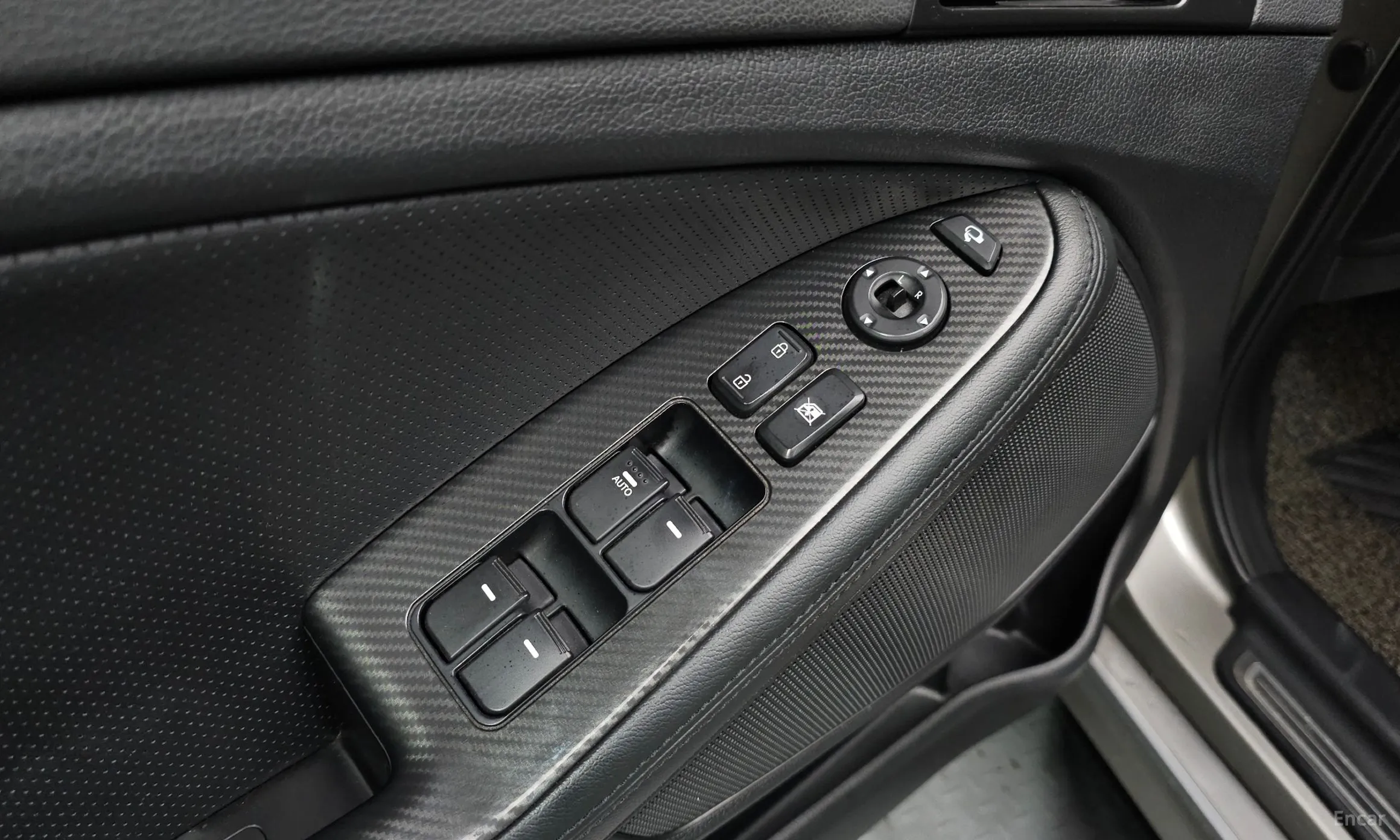Kia K5 Hybrid превью 18