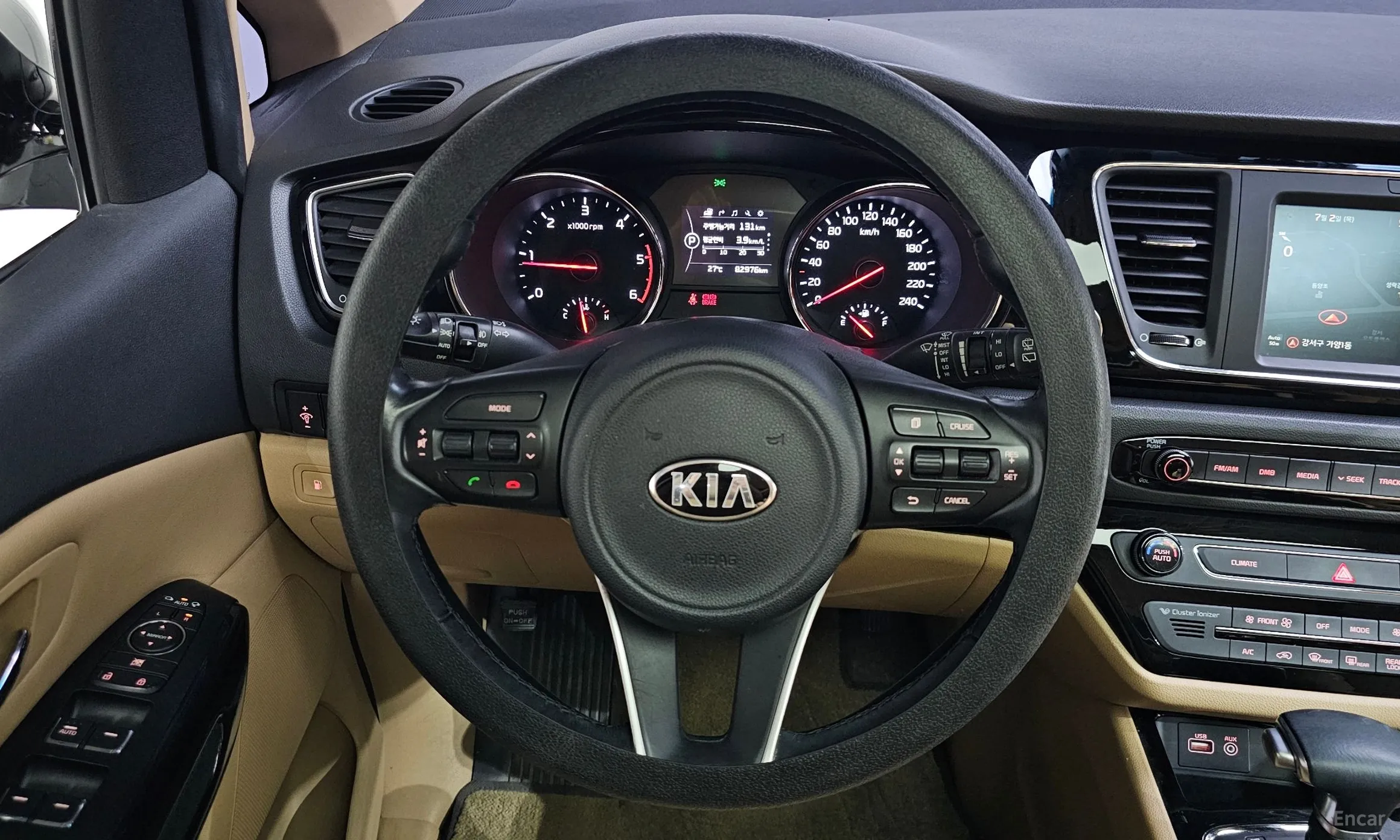 Kia Carnival превью 13