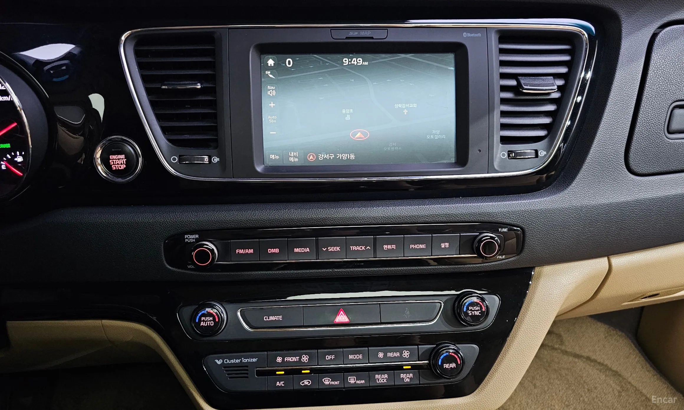 Kia Carnival превью 14