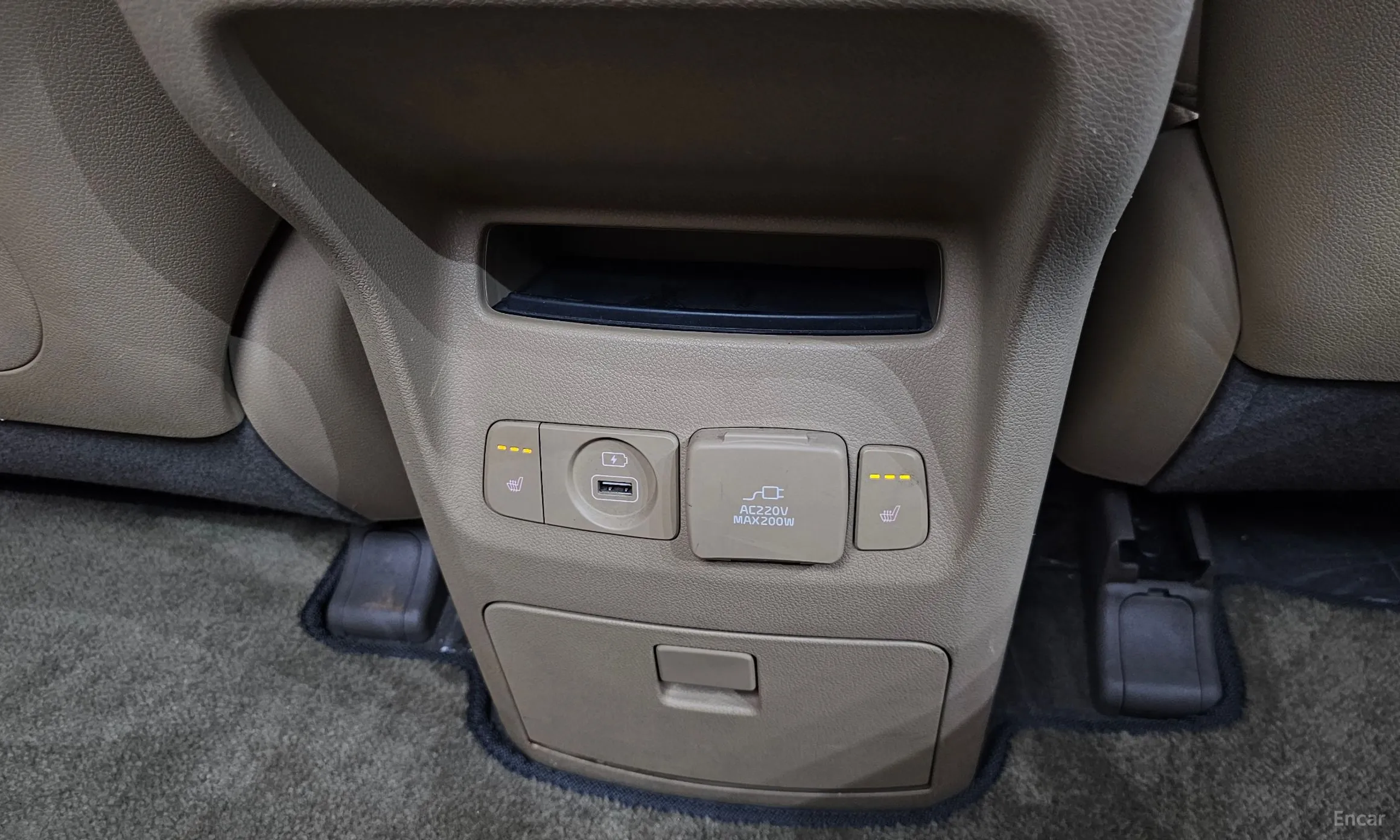 Kia Carnival превью 19