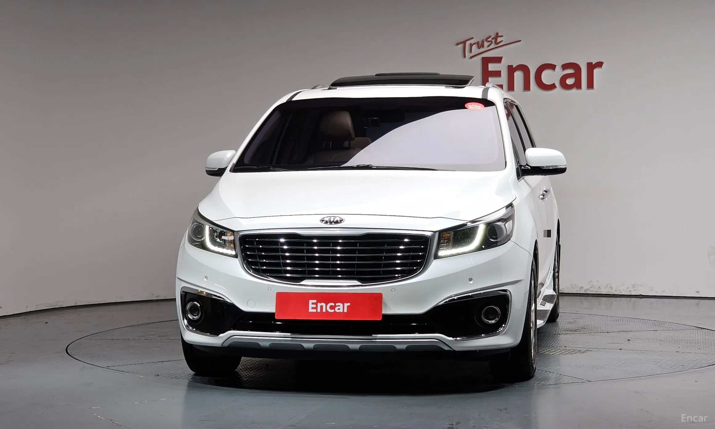 Kia Carnival превью 3