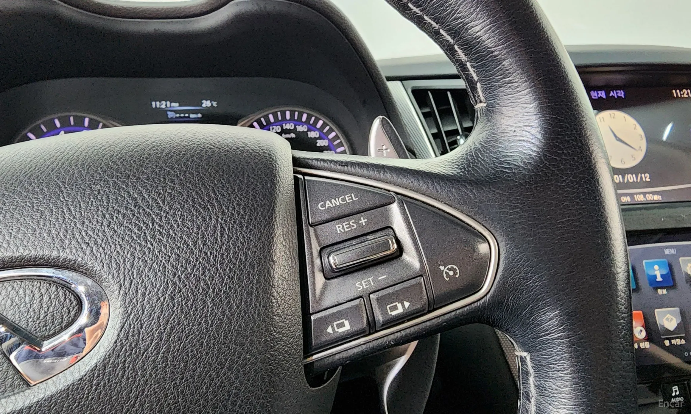 Infiniti Q50 превью 15