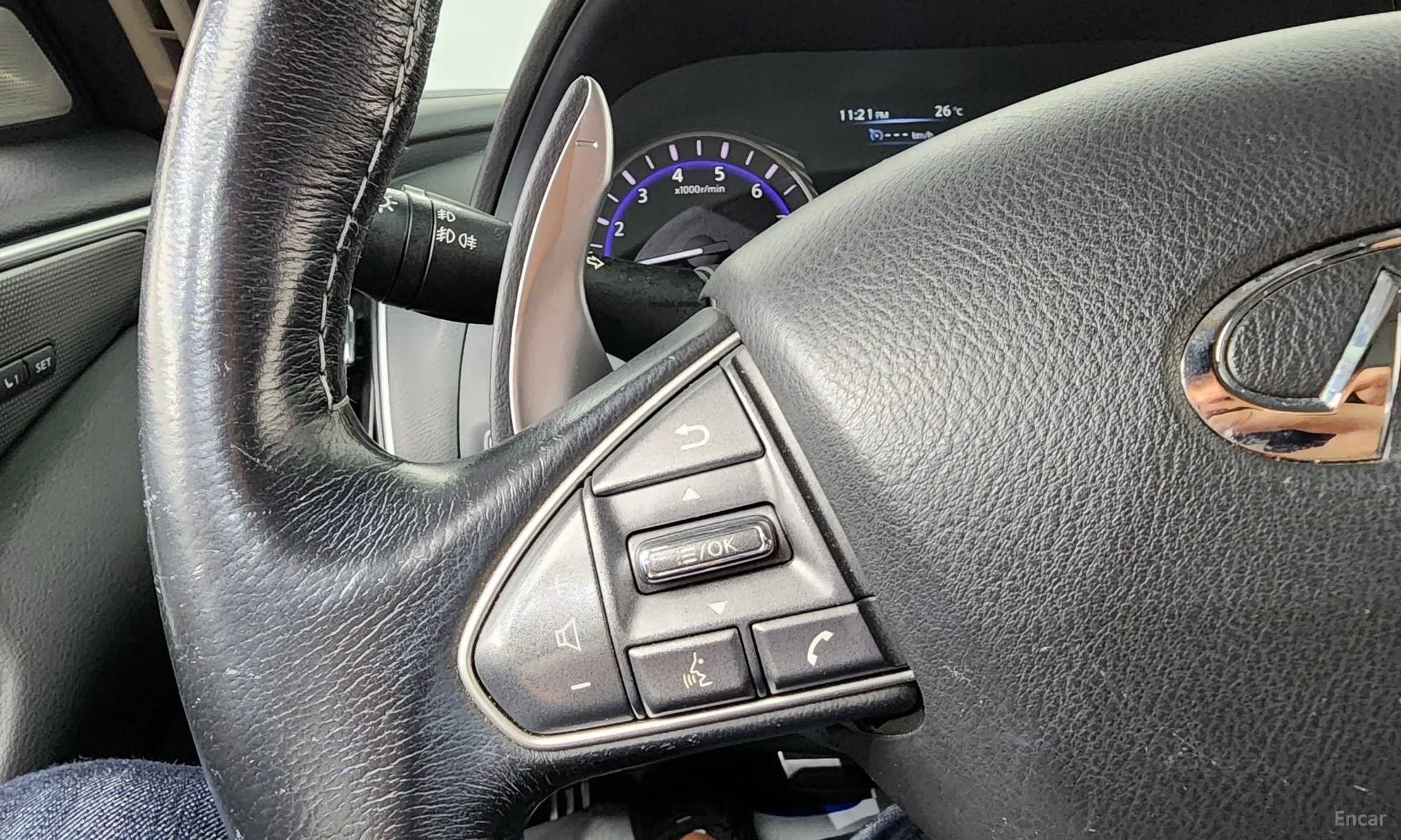 Infiniti Q50 превью 16