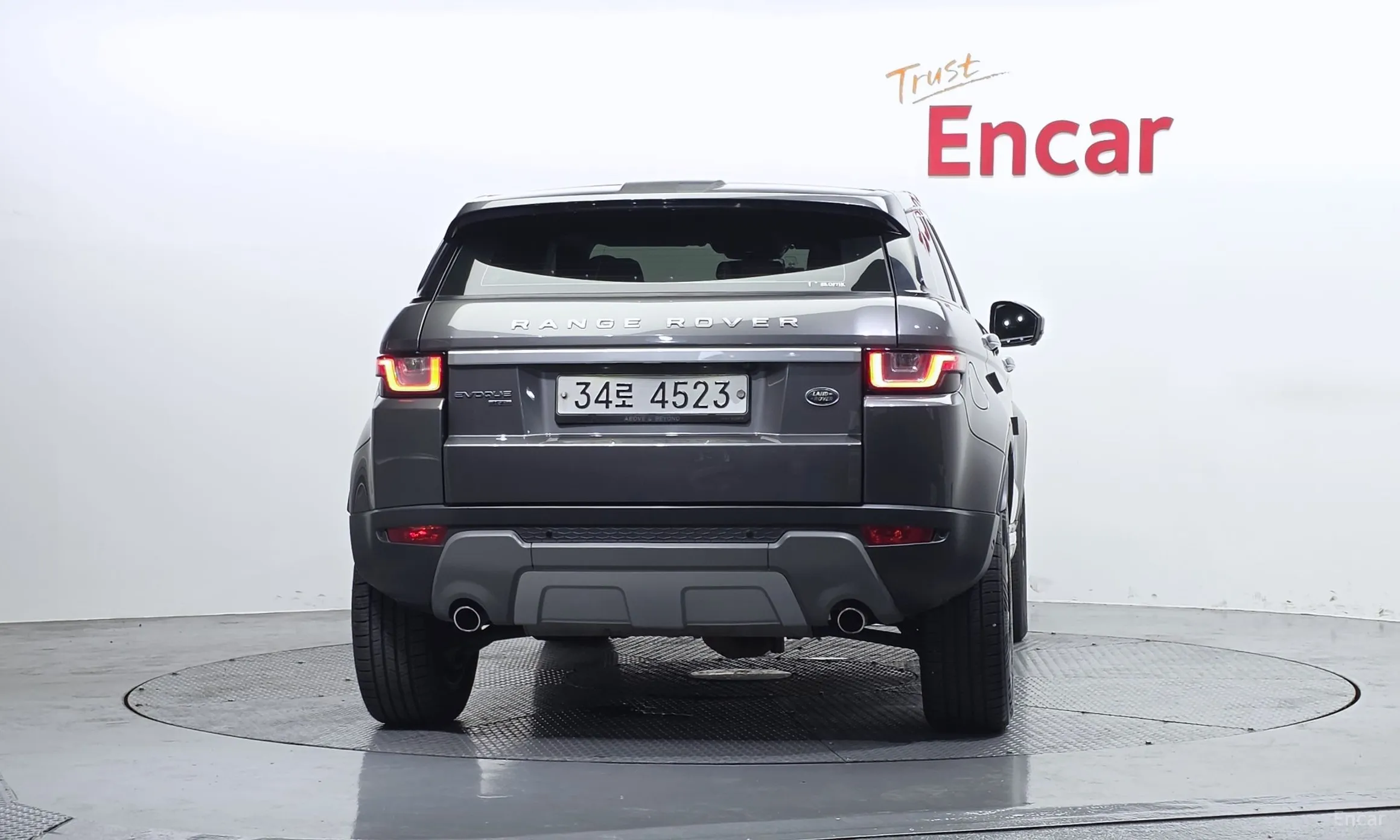 Land Rover Range Rover Evoque превью 4