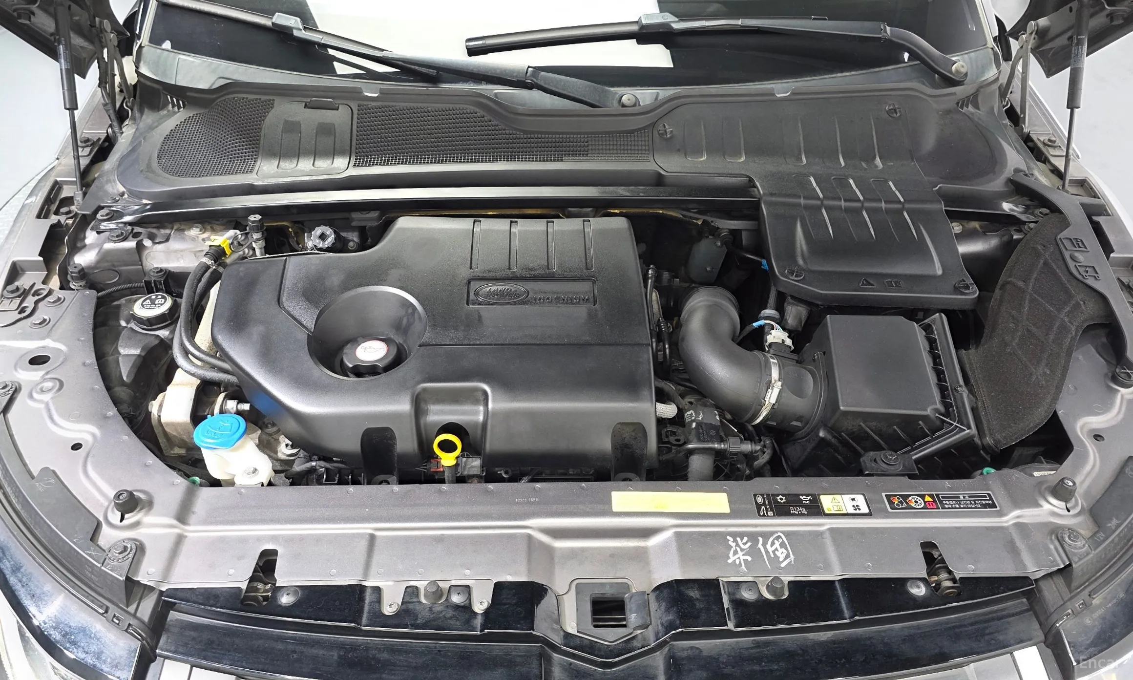 Land Rover Range Rover Evoque превью 6