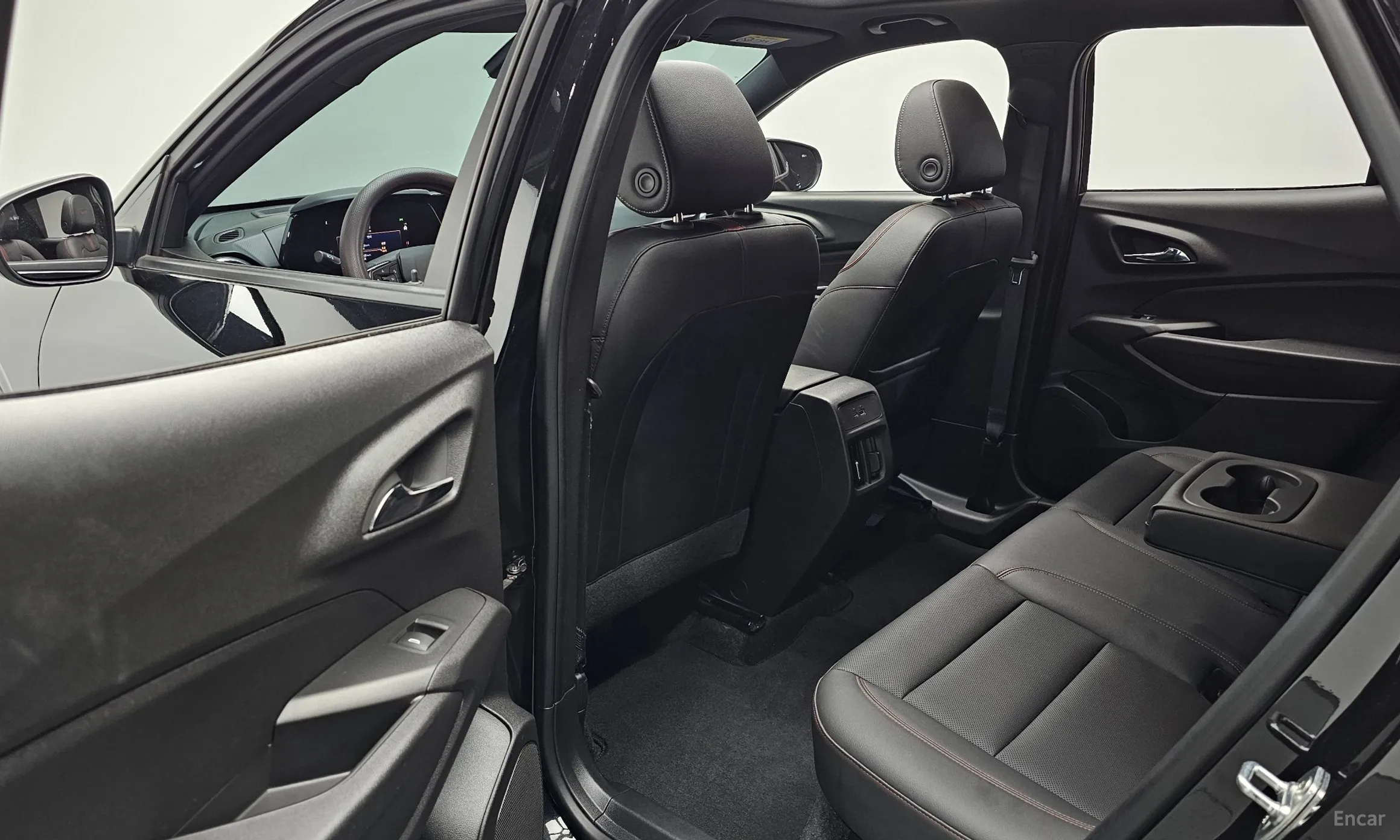 Chevrolet (GM Daewoo) Trax Crossover превью 12
