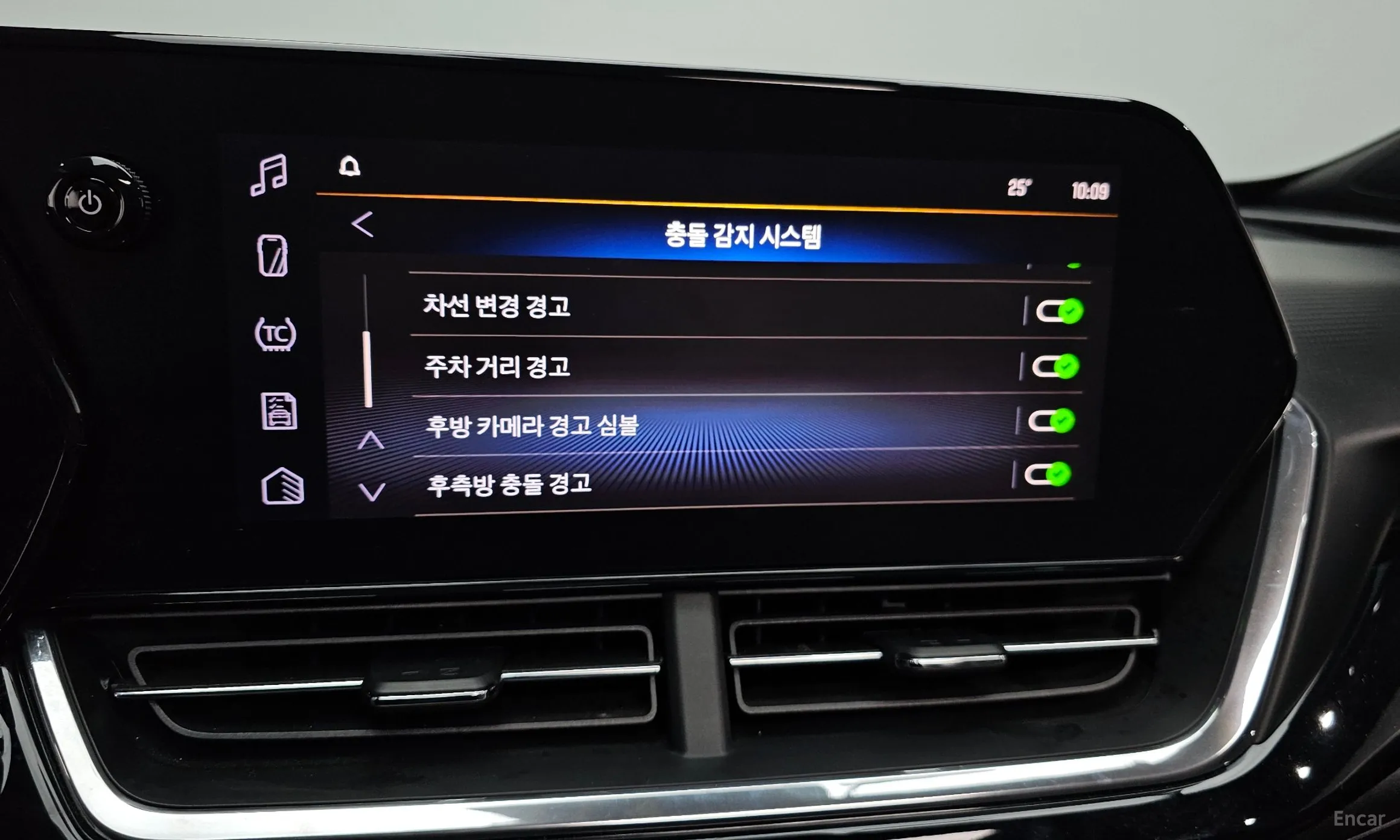 Chevrolet (GM Daewoo) Trax Crossover превью 15