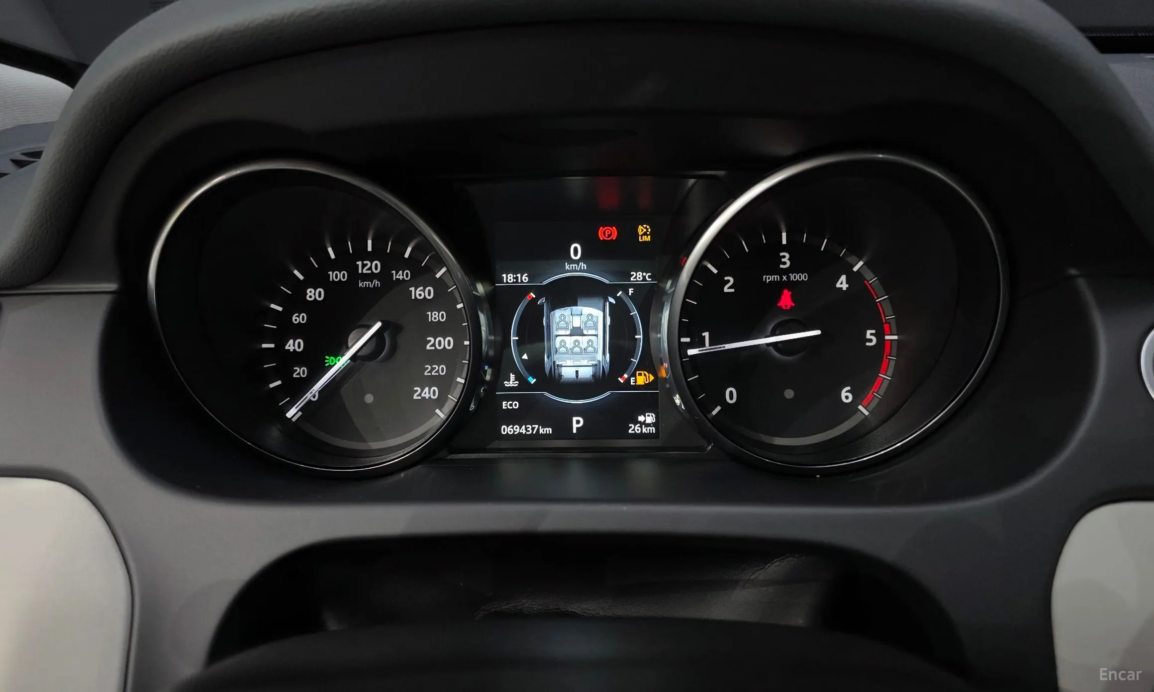 Land Rover Discovery Sports превью 8