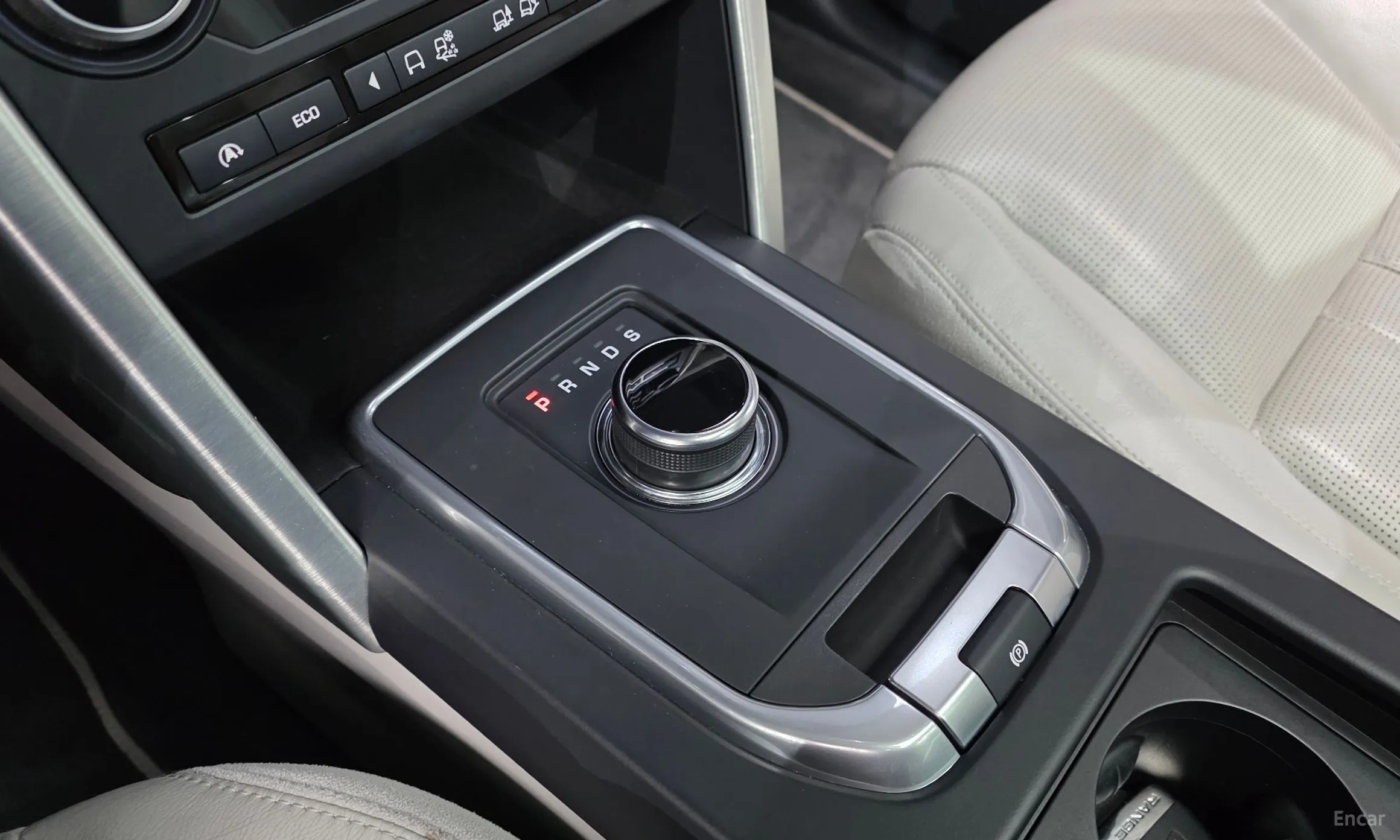Land Rover Discovery Sports превью 9