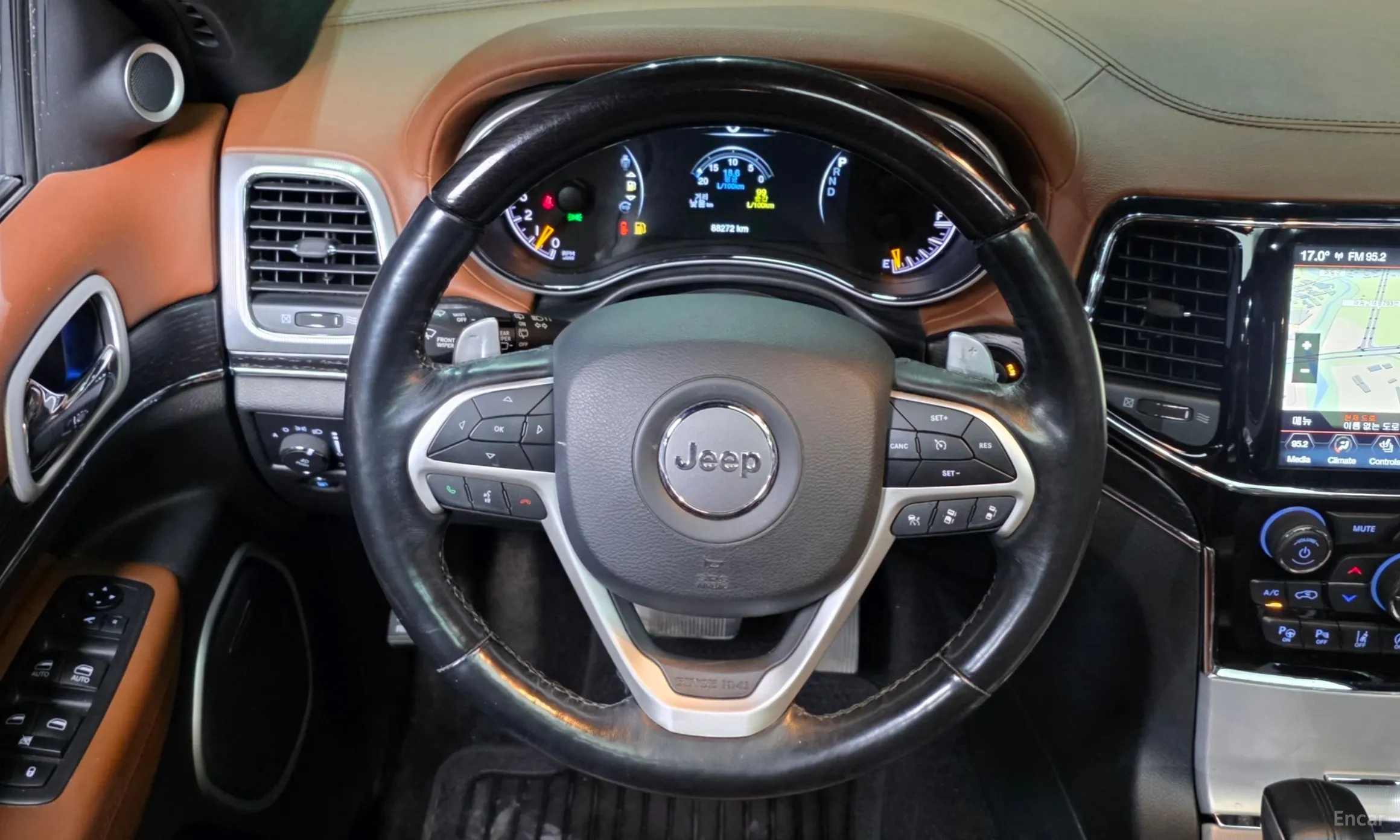 Jeep Grand Cherokee превью 13