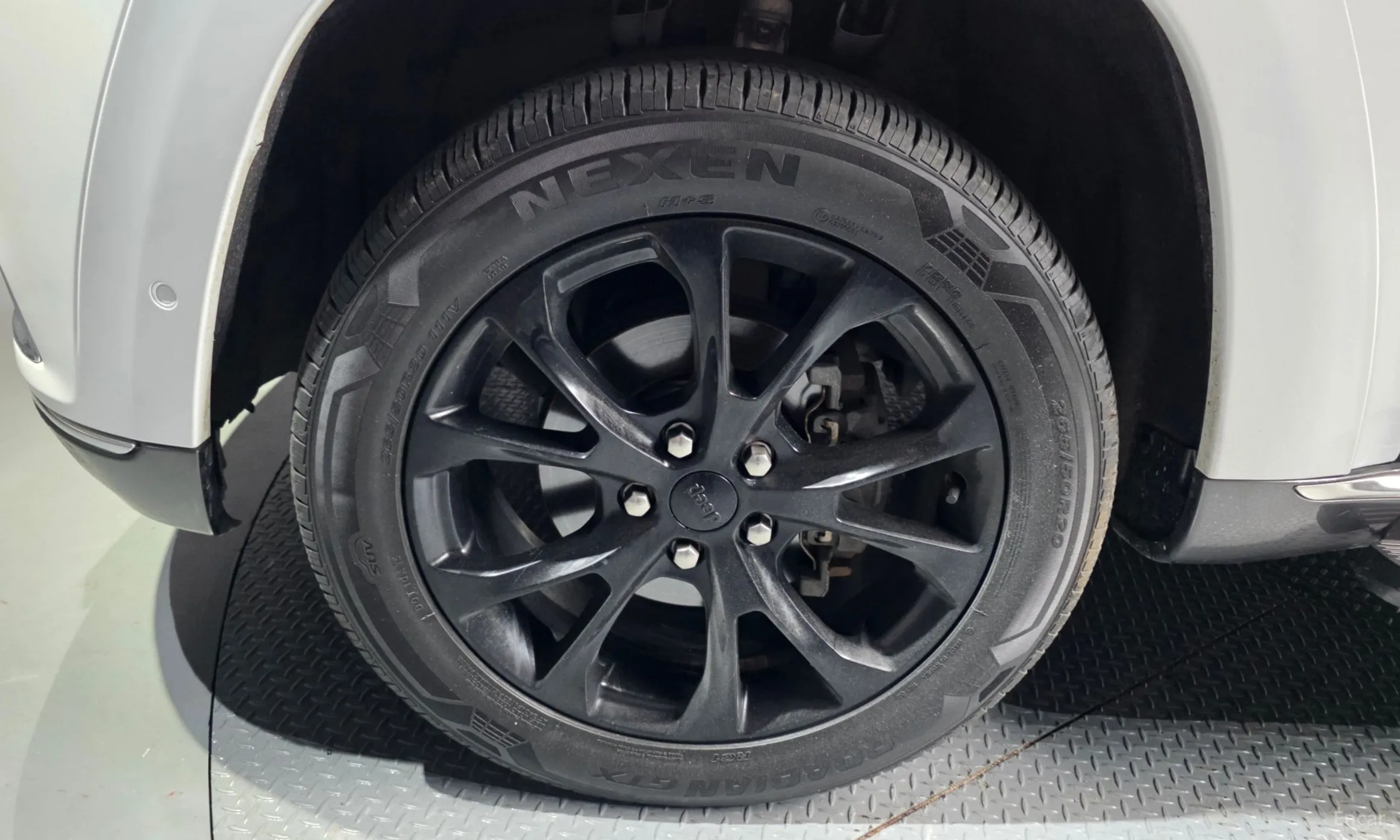 Jeep Grand Cherokee превью 5