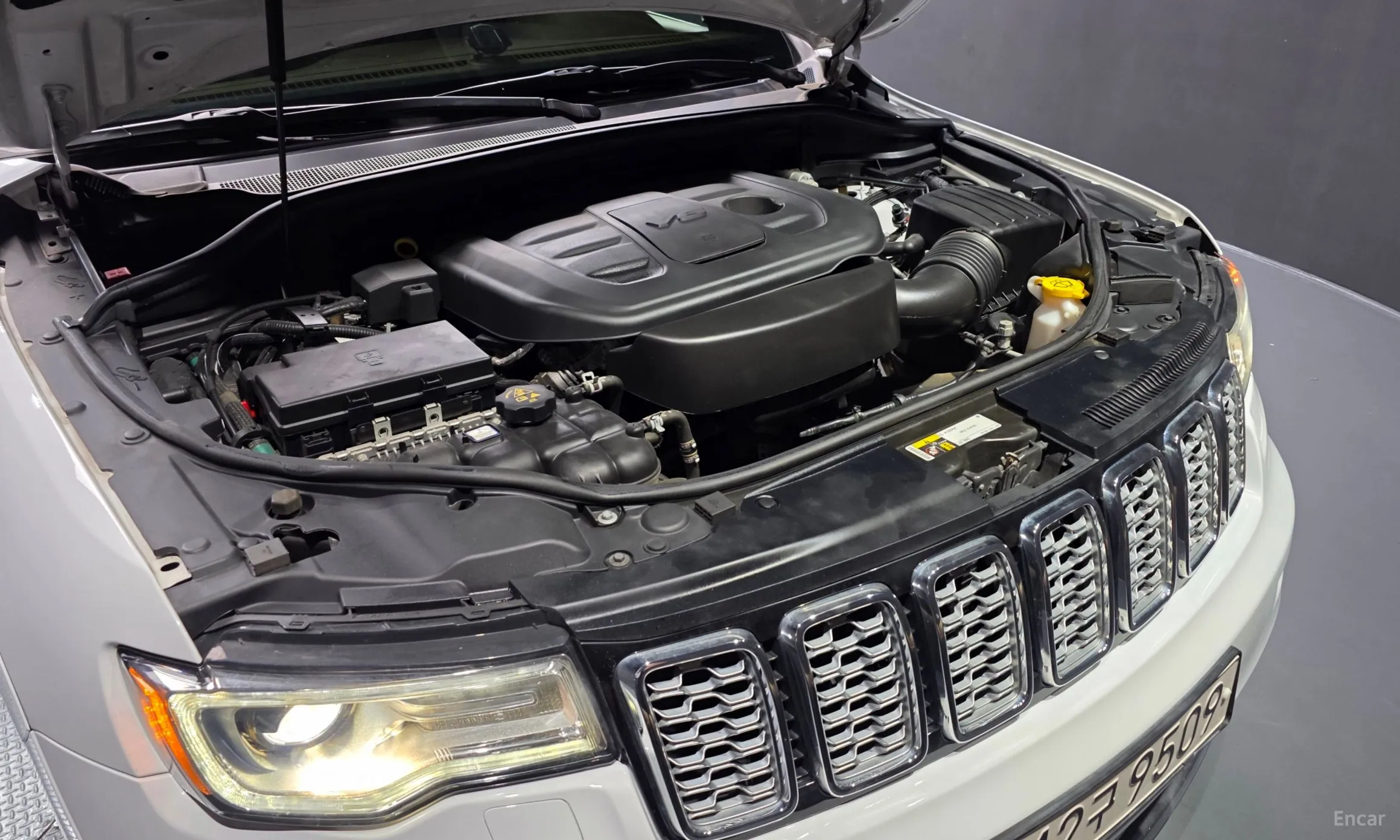 Jeep Grand Cherokee превью 6