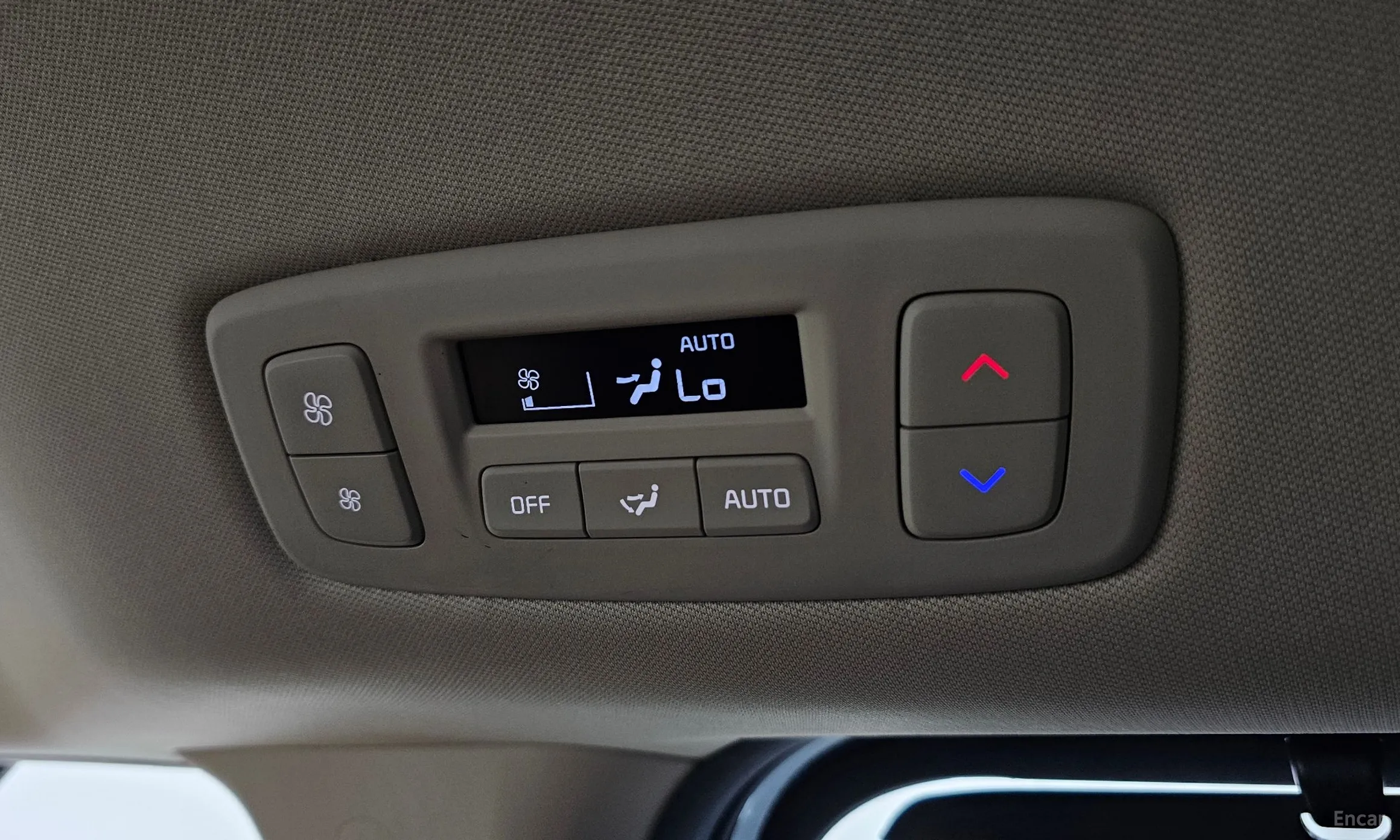 Kia Carnival Gen 4 превью 19