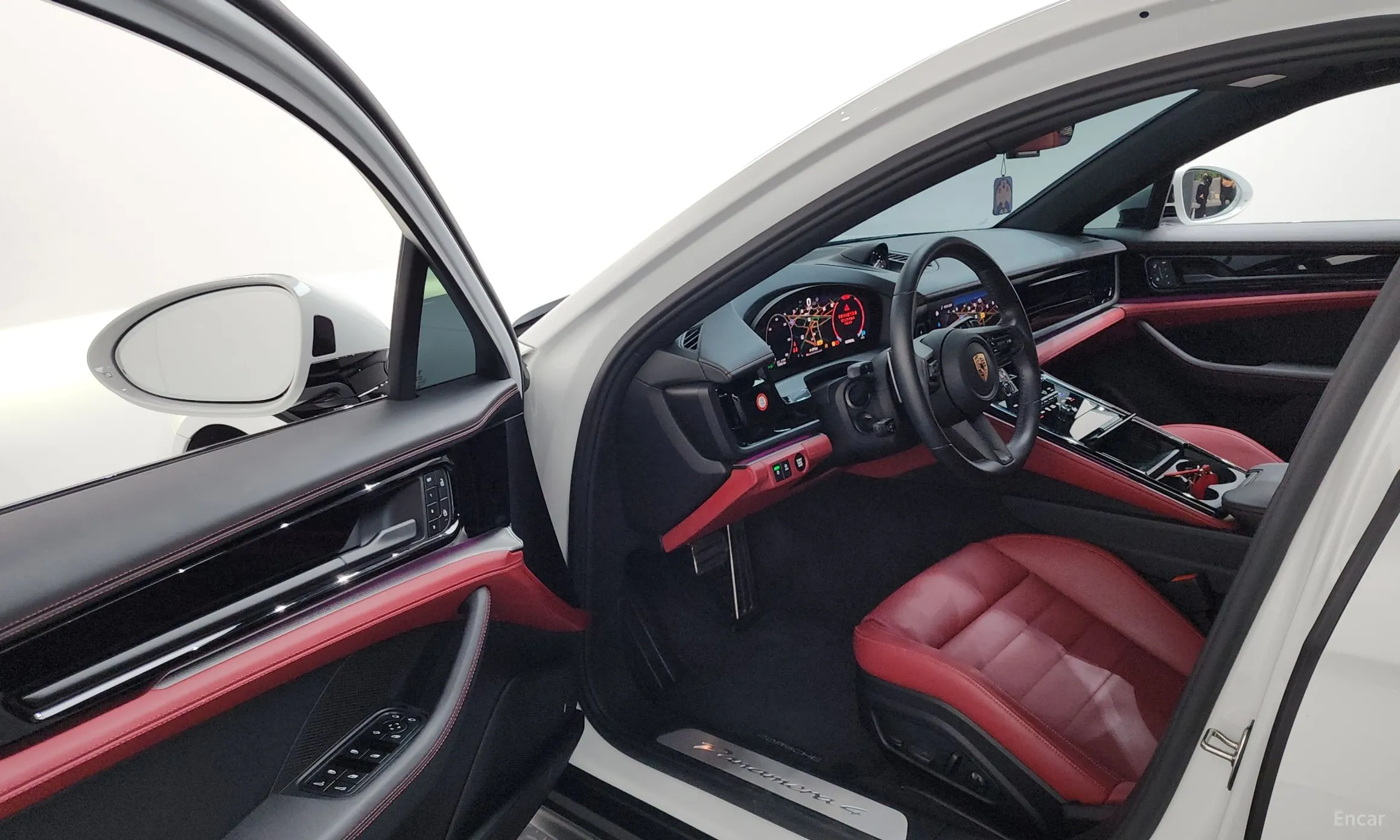 Porsche Panamera (976) превью 10