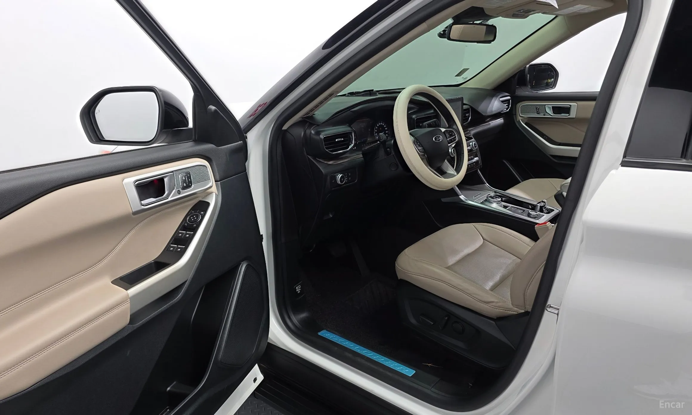 Ford Explorer 6th Generation превью 10